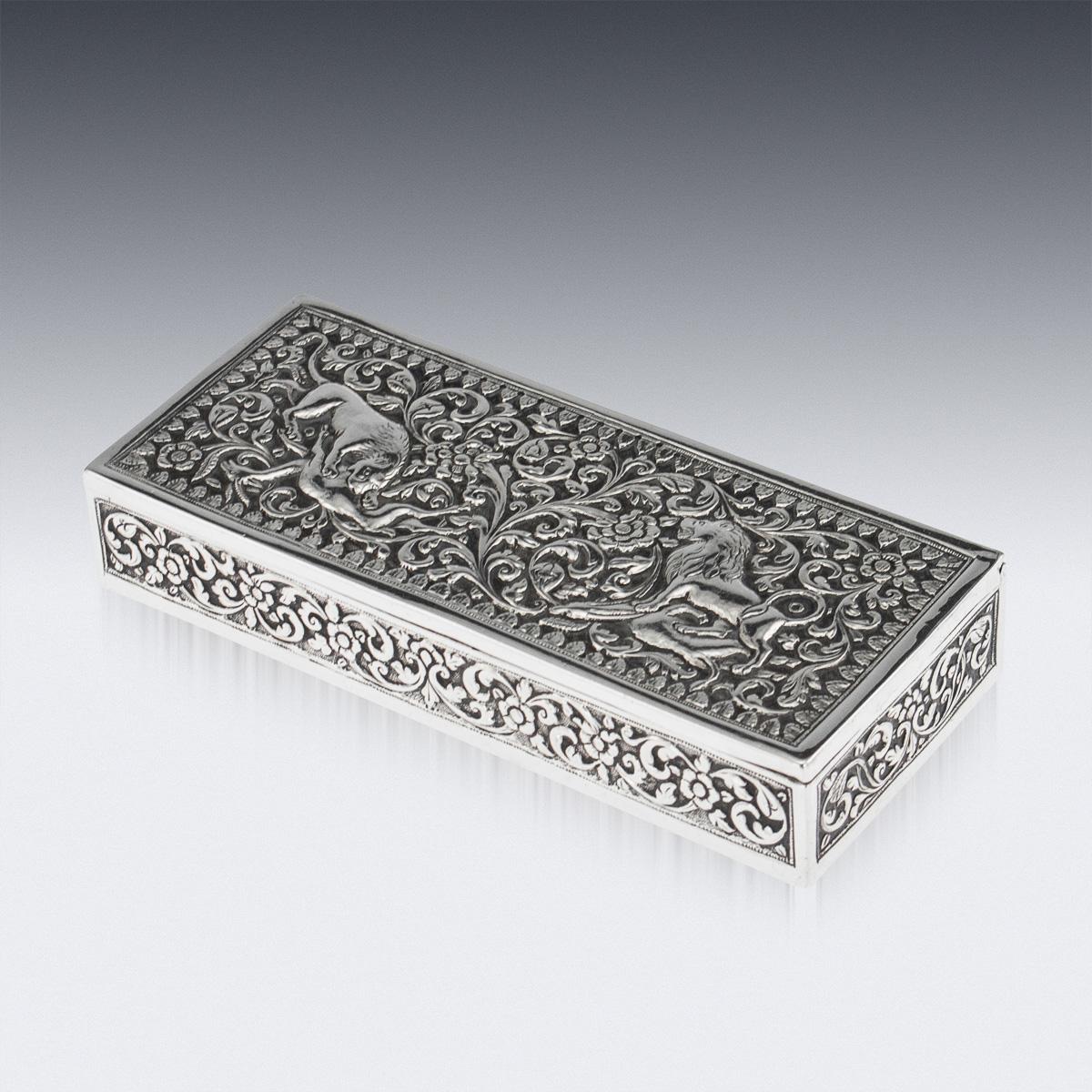 19th Century Indian Colonial Cutch Solid Silver Stamp Box, circa 1890 In Good Condition In Royal Tunbridge Wells, Kent