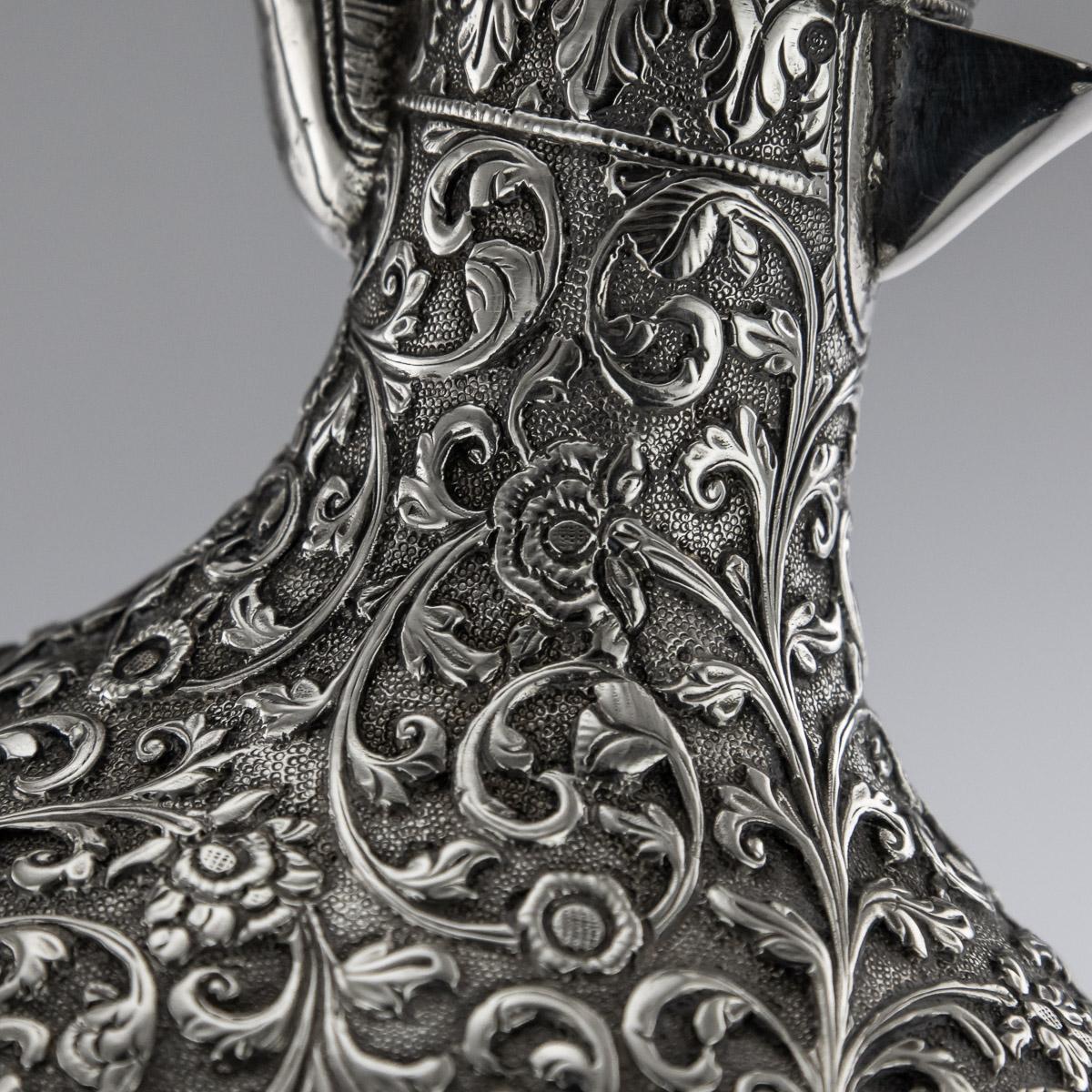 19th Century Indian Cutch Solid Silver Repousse Ewer, circa 1880 7