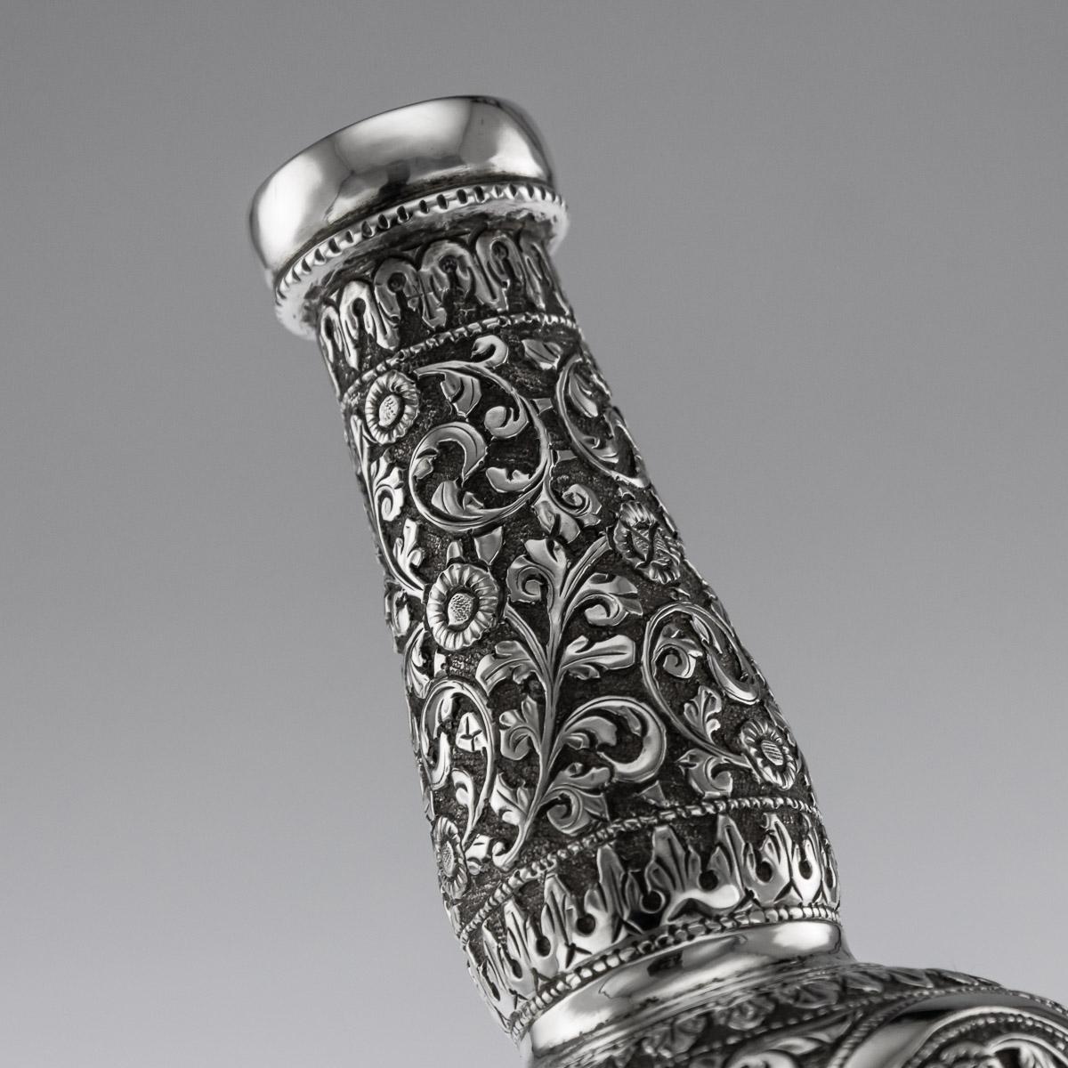 19th Century Indian Cutch Solid Silver Repousse Wine Bottle, Bhuj, circa 1880 5