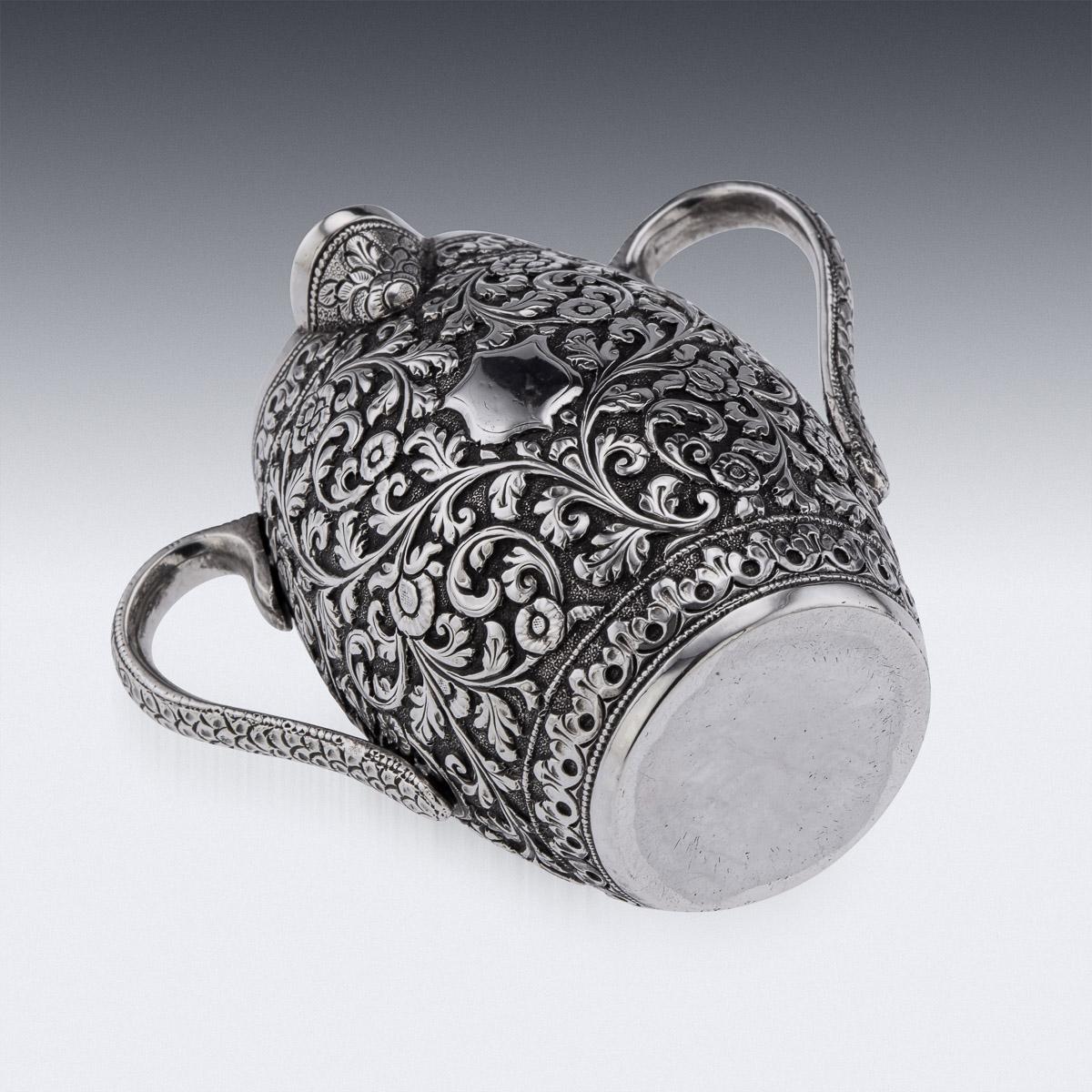 19th Century Indian Cutch Solid Silver Salver Double Cream Jug, c.1880 For Sale 2