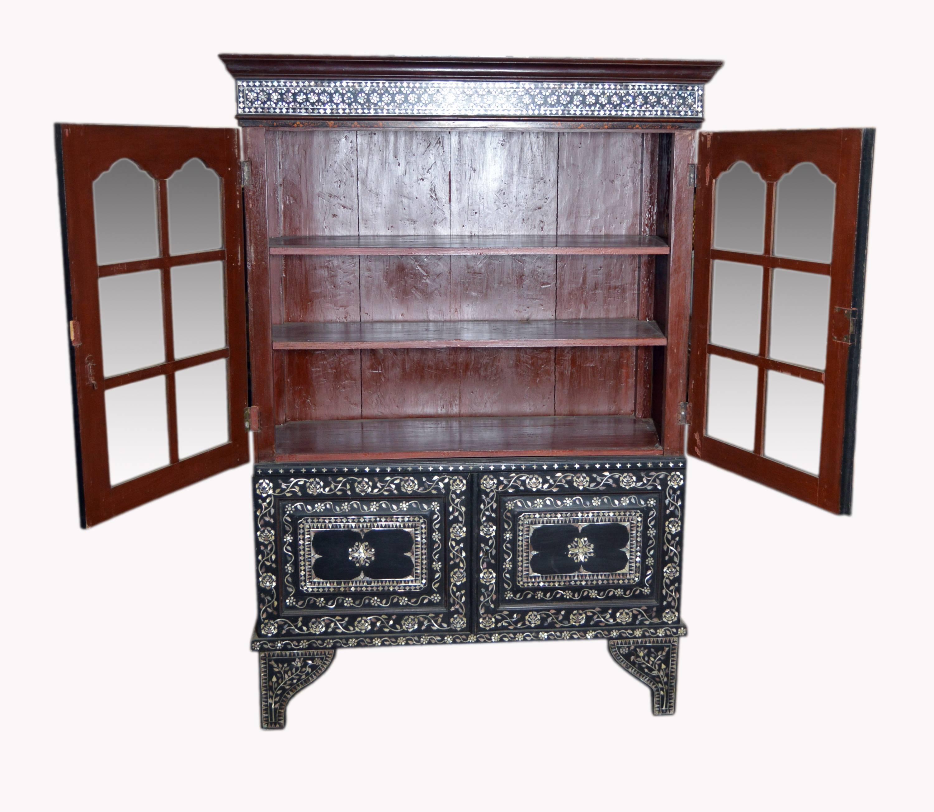 19th Century Indian Ebonized Wood Cabinet with Mother-of-Pearl Inlay and Glass 1