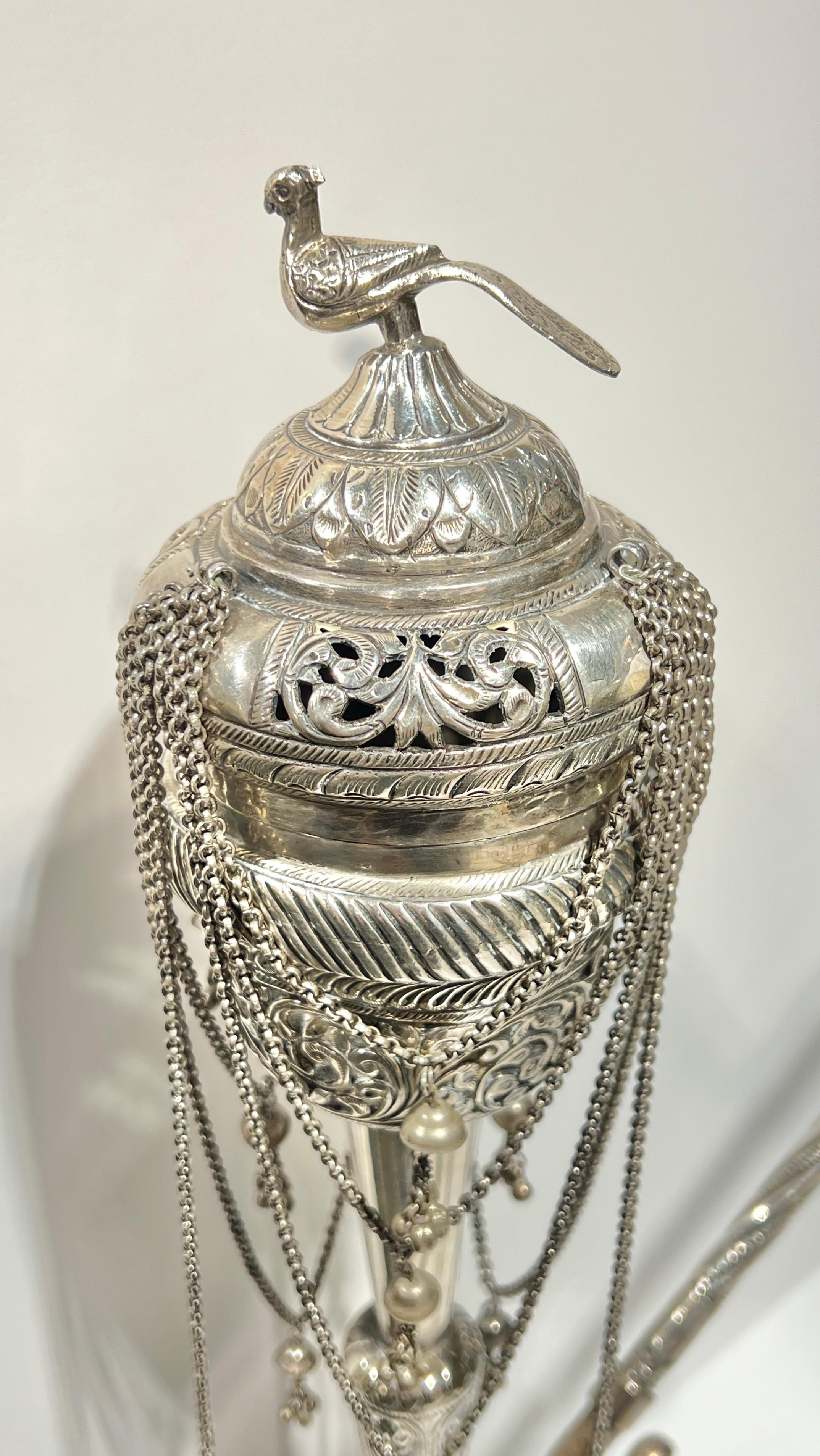 19th Century Indian Elephant Form Silver Huqqa / Hookah For Sale 1