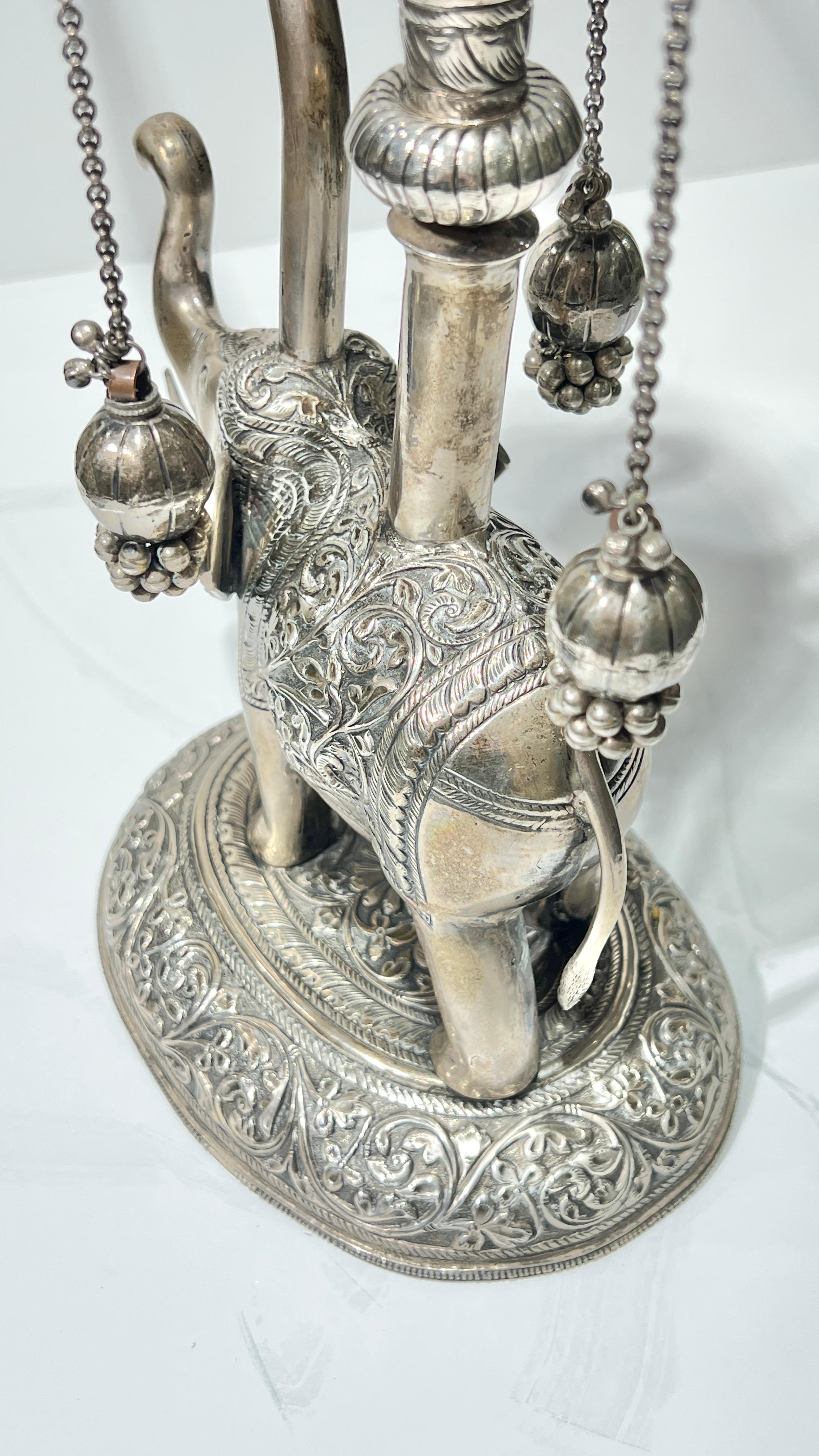 19th Century Indian Elephant Form Silver Huqqa / Hookah For Sale 3