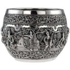 indische Poona-Schale aus massivem Silber:: 19. Jahrhundert:: um 1880
