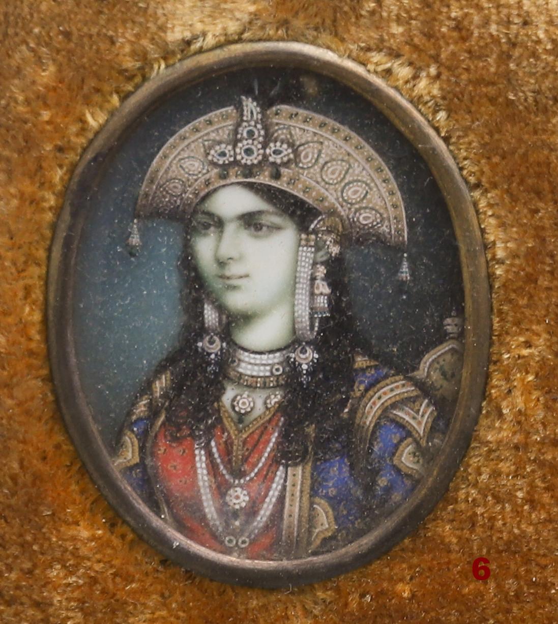 Pinturas en miniatura de los siete gobernantes mogoles de la India del siglo XIX en venta 3