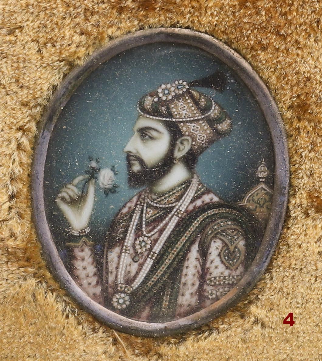 Pinturas en miniatura de los siete gobernantes mogoles de la India del siglo XIX en venta 1