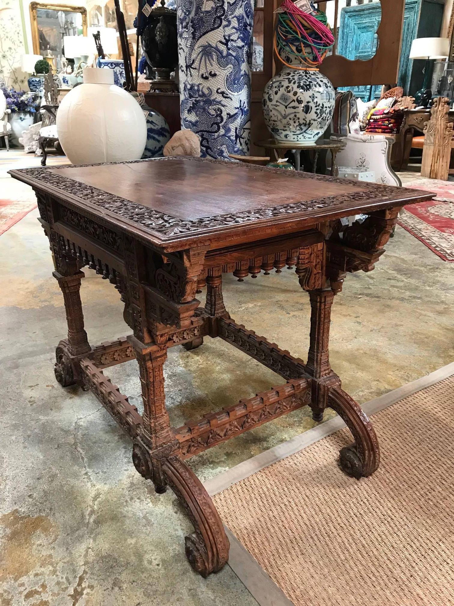 19th Century Indian Side Table with Drawer For Sale 4