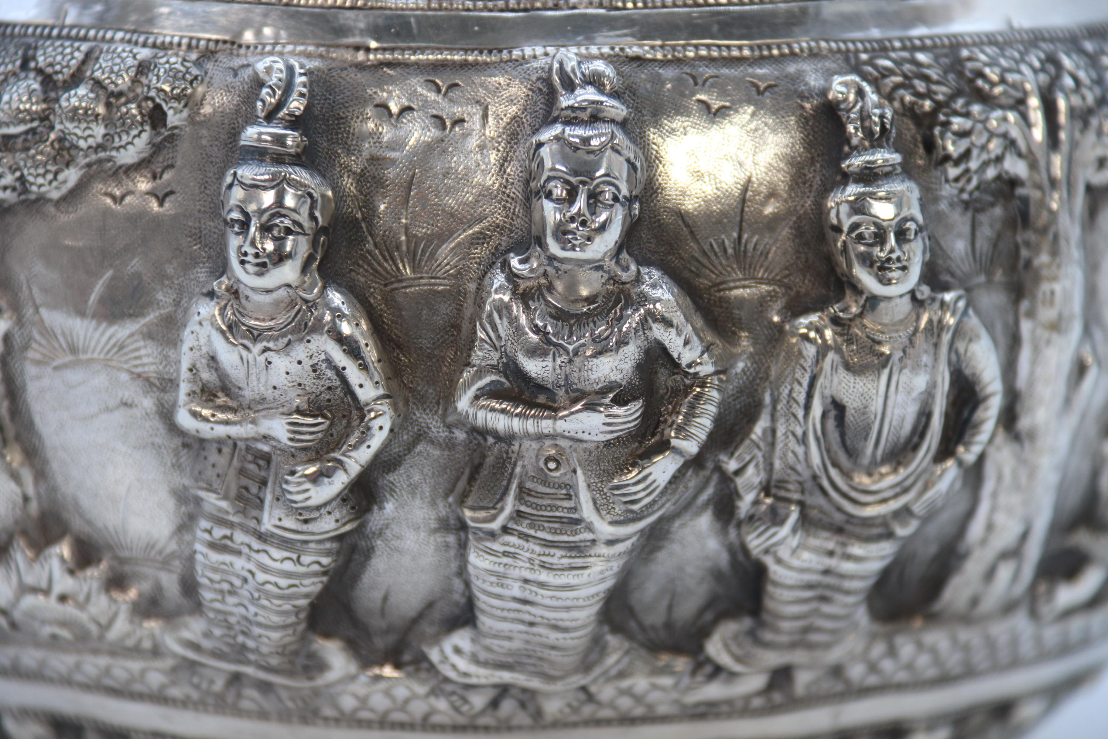 19th century Indian silver Raj period deep relief repousse work bowl circa 1870 For Sale 12