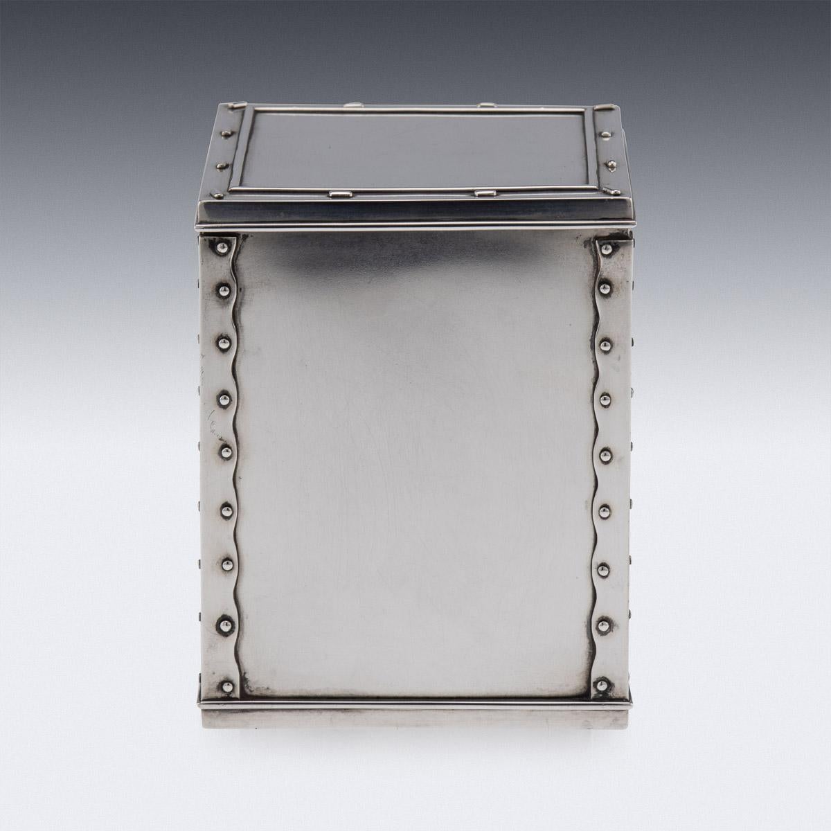 19th Century Indian Solid Silver Tea Chest Shaped Caddy, Hamilton & Co, c.1860 In Good Condition In Royal Tunbridge Wells, Kent
