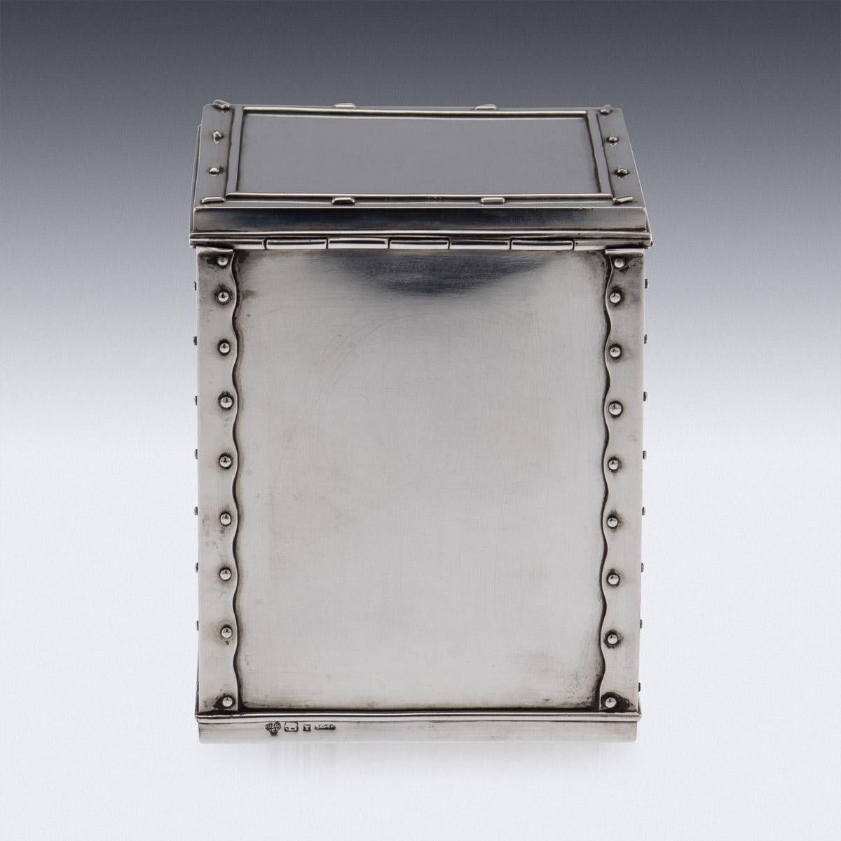 19th Century Indian Solid Silver Tea Chest Shaped Caddy, Hamilton & Co, c.1860 2