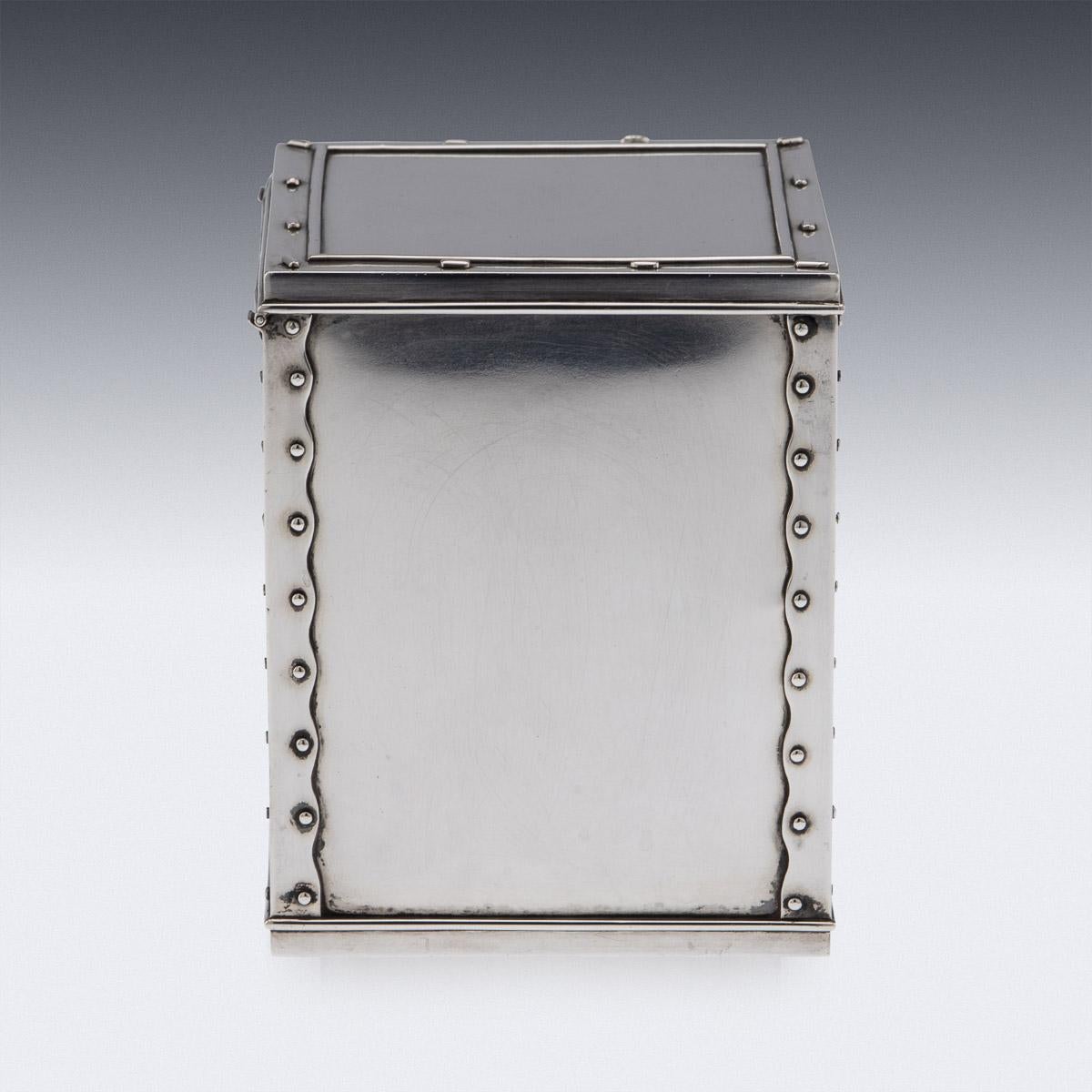 19th Century Indian Solid Silver Tea Chest Shaped Caddy, Hamilton & Co, c.1860 3