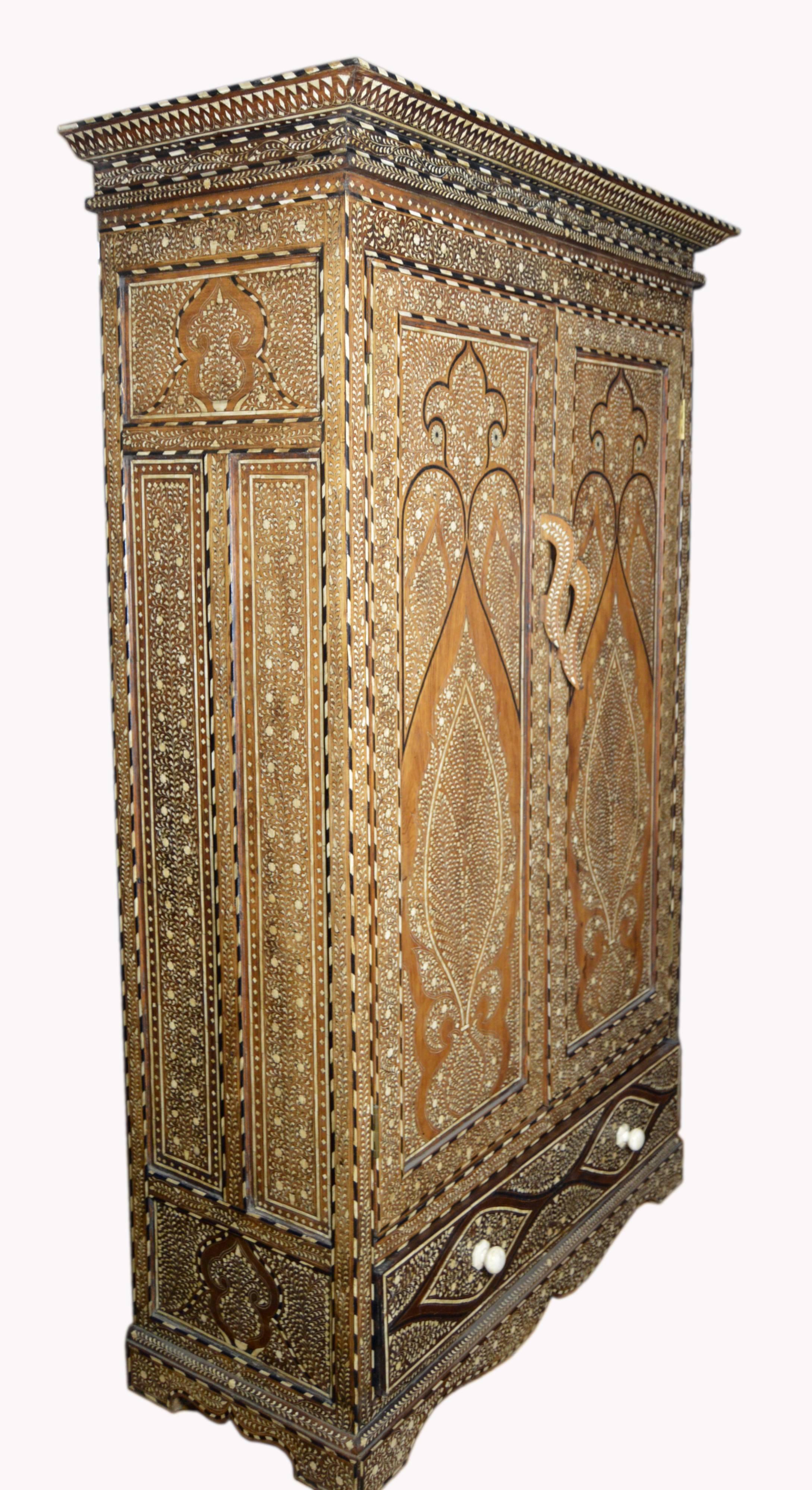 19th Century Indian Wood Armoire with Ebony, Bone Inlay and Geometric Motifs 4