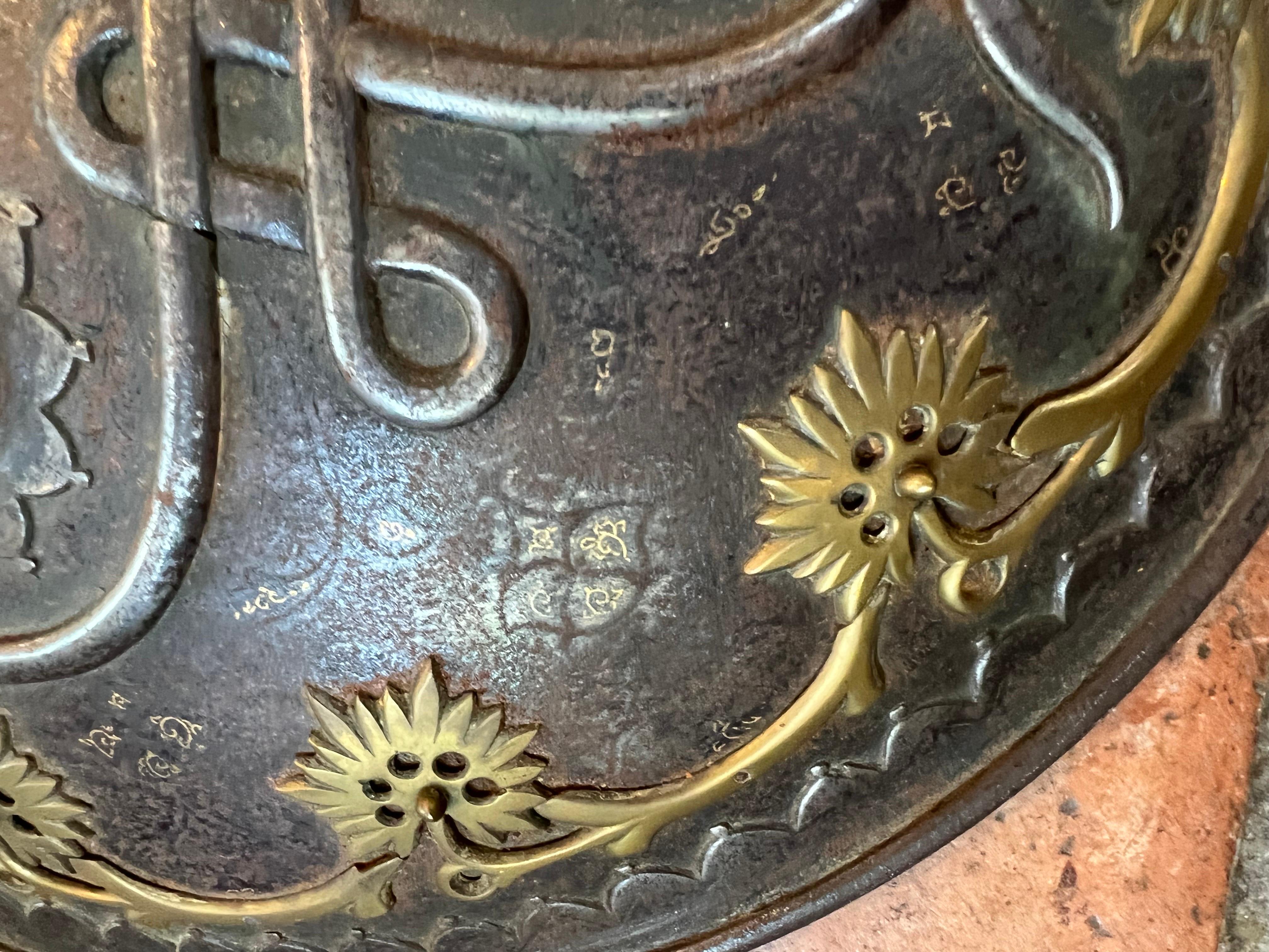  Shield en acier séparé indo-persan du 19e siècle en vente 4