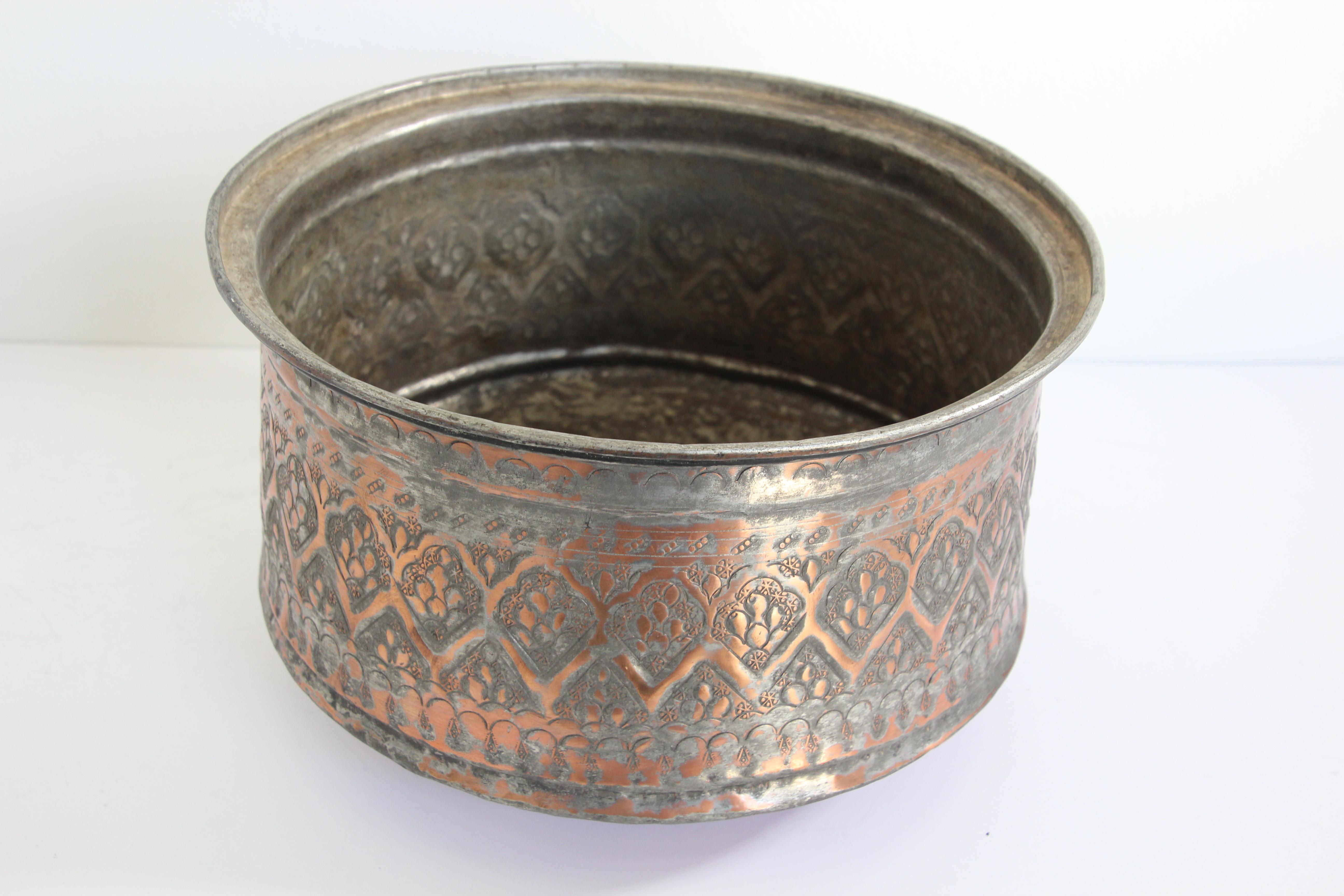 Indian 19th Century Indo Persian Mughal Tinned Copper Bowl For Sale