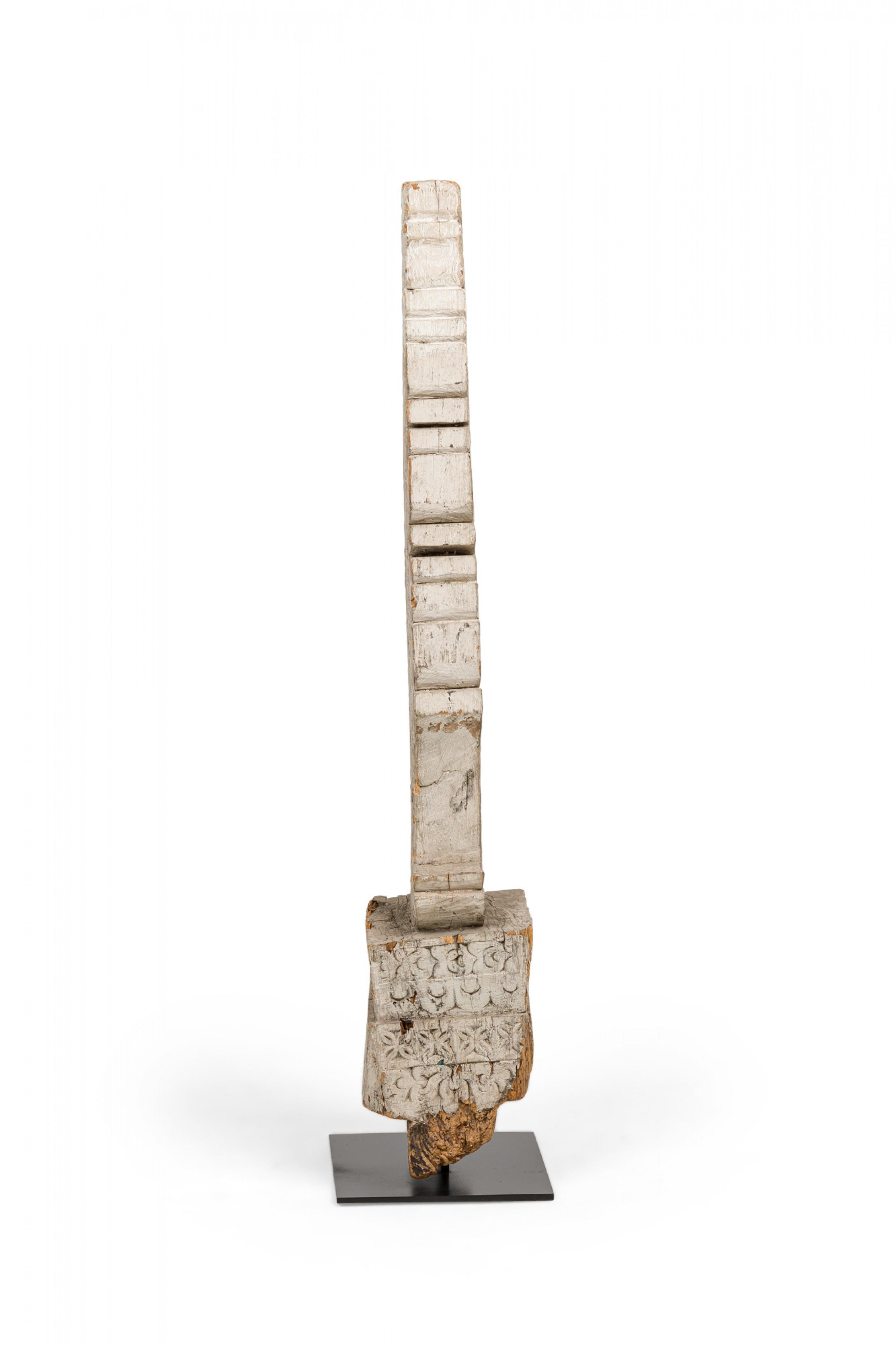 Unknown 19th Century Indonesian Painted Wood Mile Marker Carving For Sale