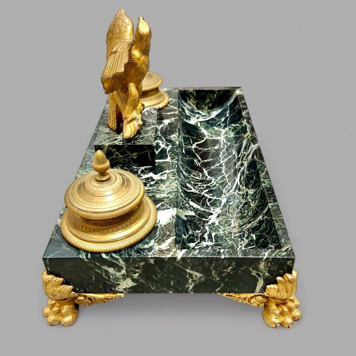 Bronze Encrier du 19e siècle avec aigle impérial en marbre de Portoro et bronze doré  en vente