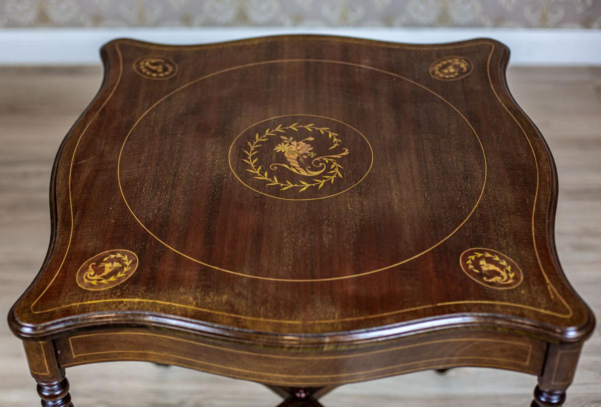 19th Century Inlaid Coffee Table In Good Condition For Sale In Opole, PL