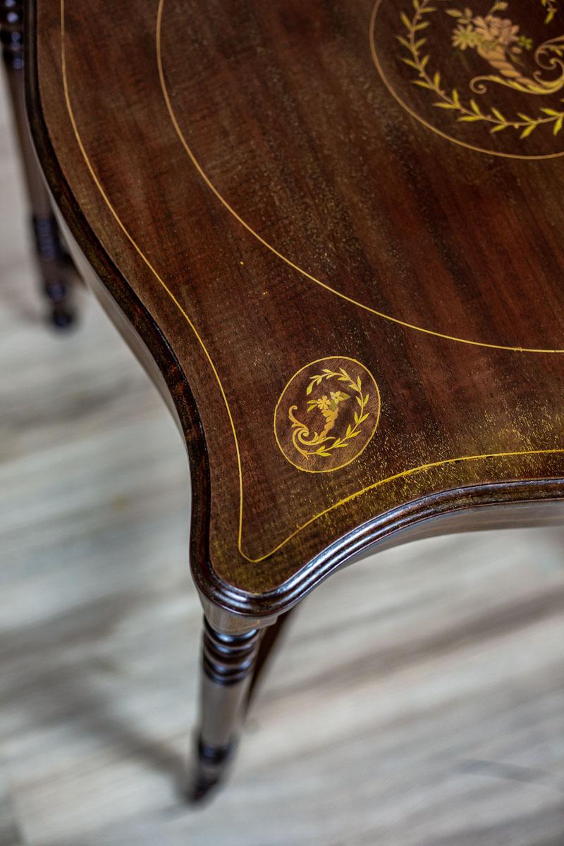 Bois table basse marquetée du 19ème siècle en vente