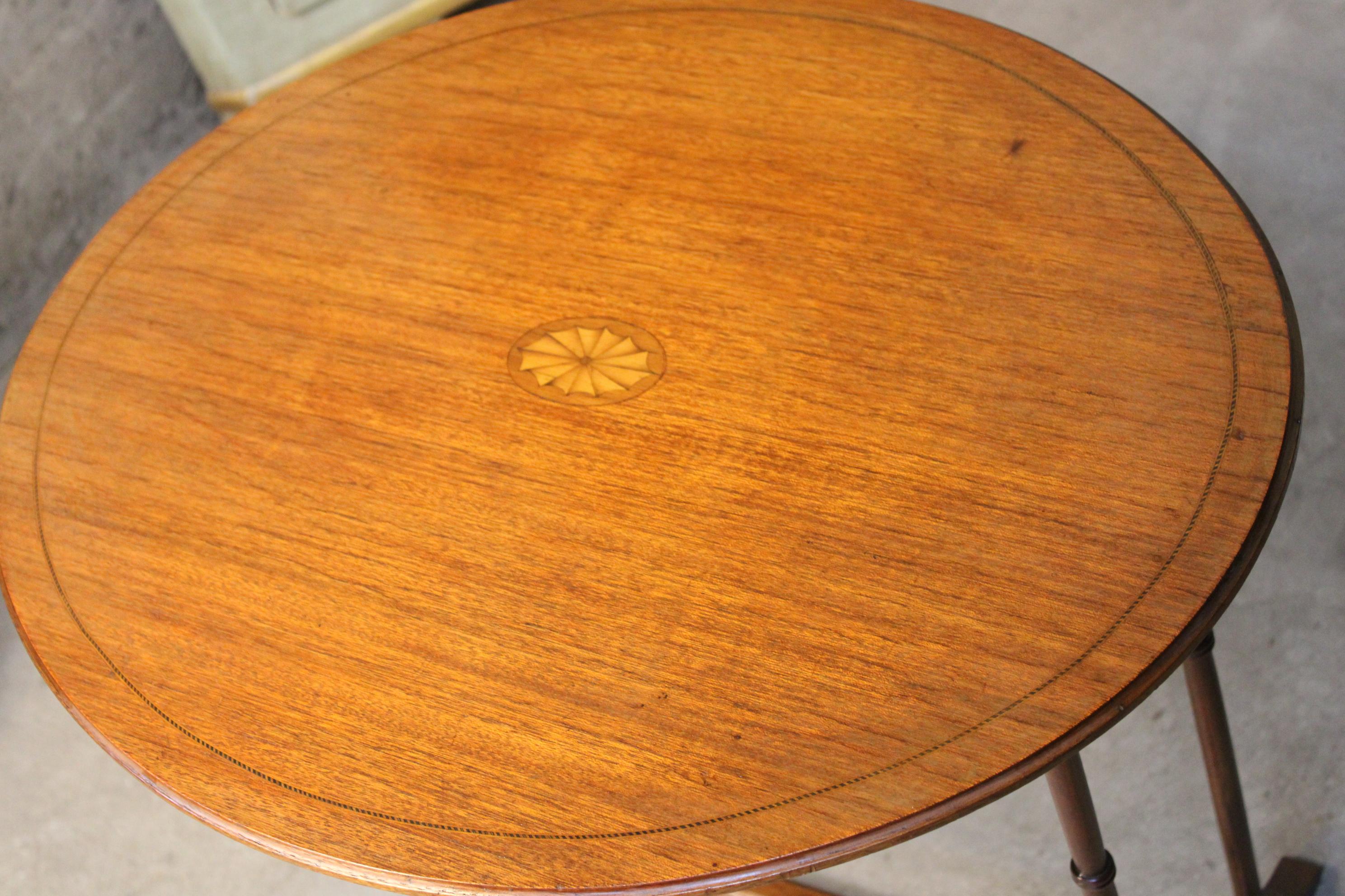 19th century English Coffee Table in Mahogany coffee table 13