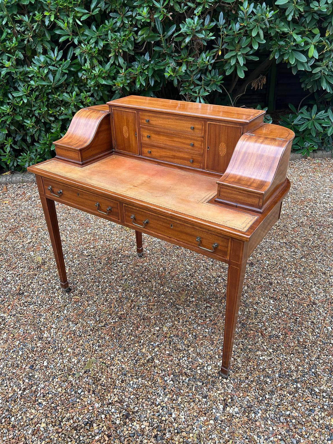 English 19th Century Inlaid Mahogany Carlton House Desk