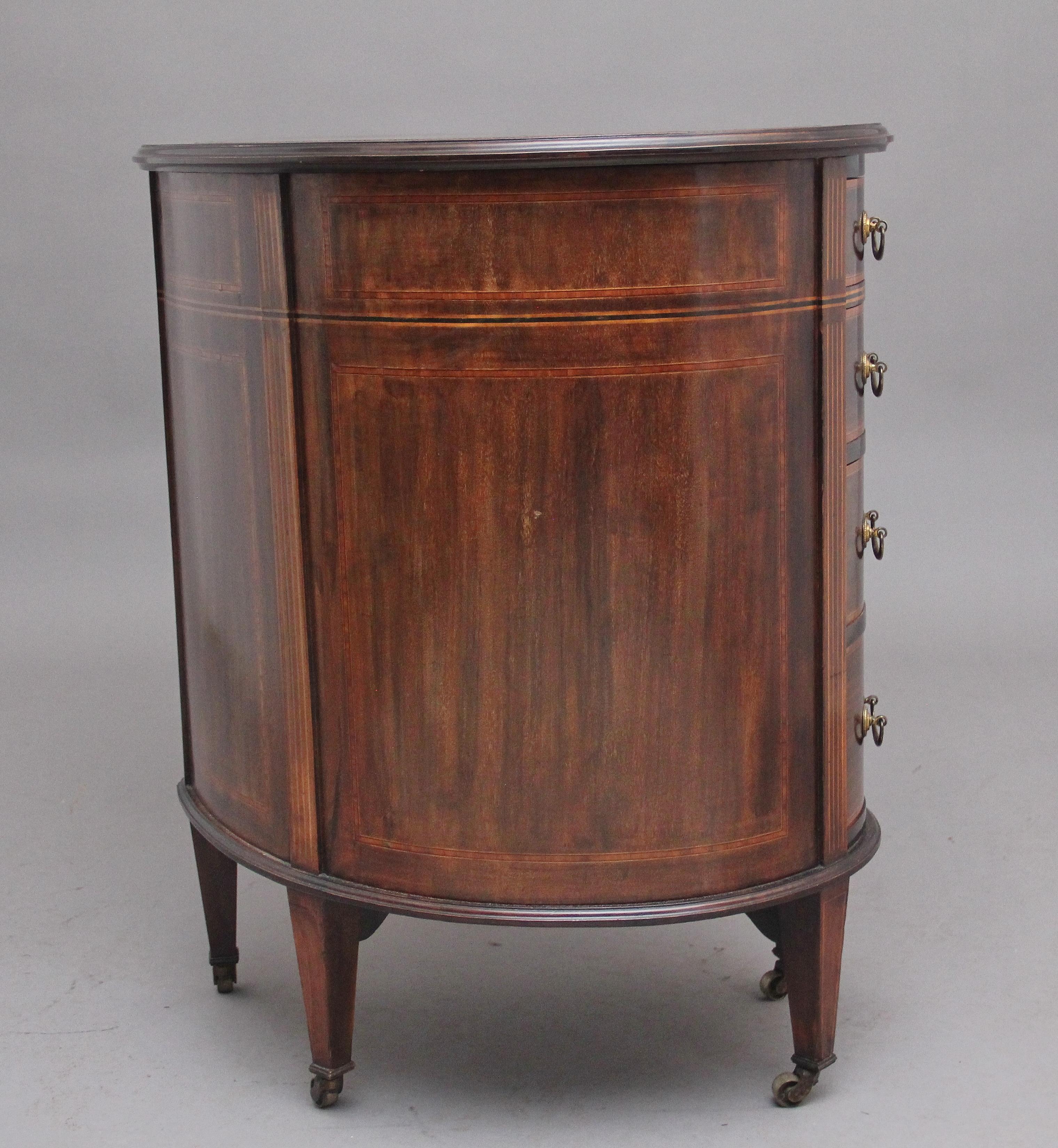19th Century Inlaid Mahogany Kidney Shaped Desk For Sale 1