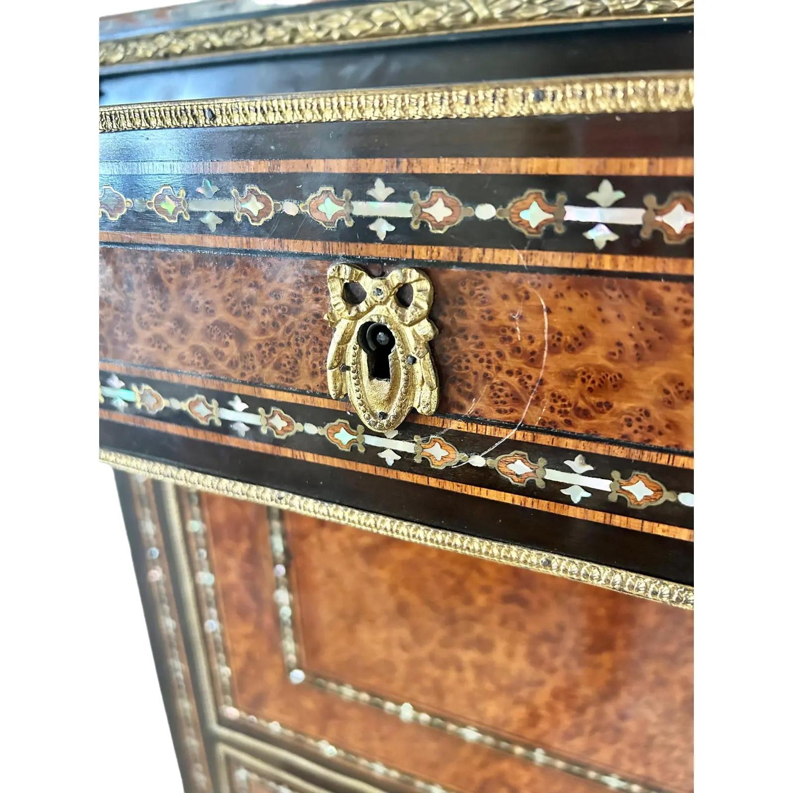 Napoléon III 19th Century Inlaid Napoleon III Secretary Desk en vente