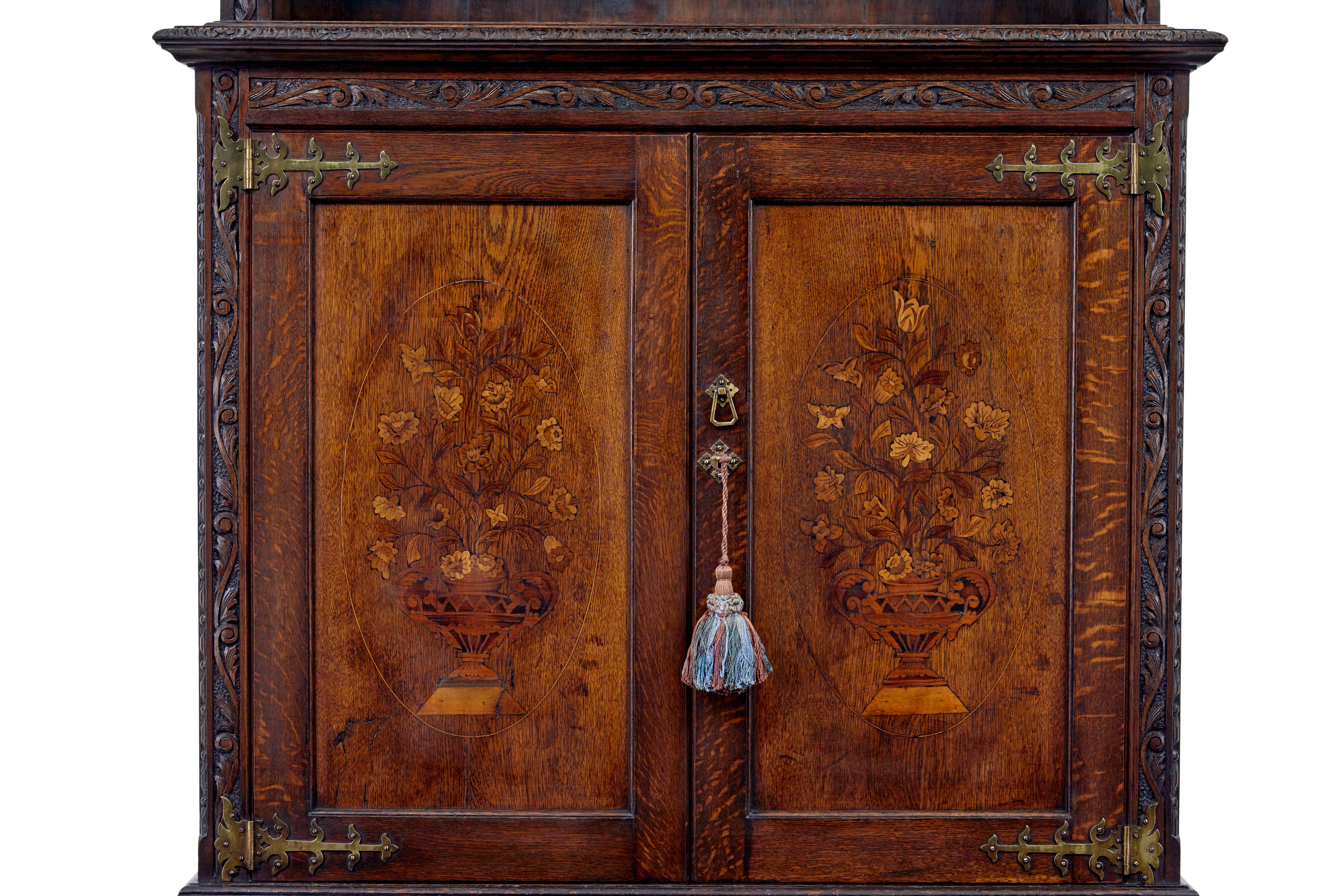 19th Century inlaid oak architectural cabinet bookcase In Good Condition For Sale In Debenham, Suffolk