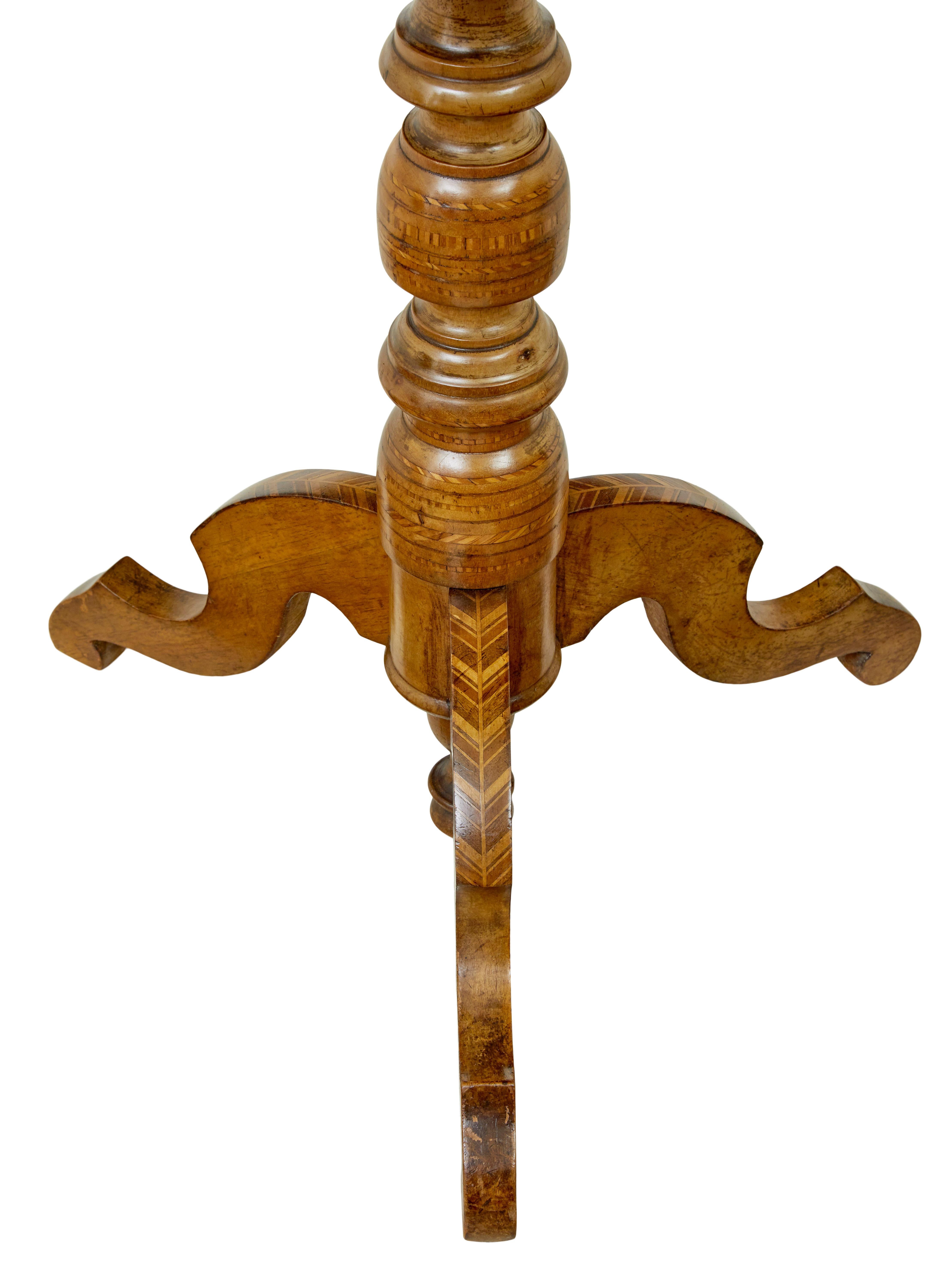 19th century inlaid round sorrento table In Good Condition In Debenham, Suffolk