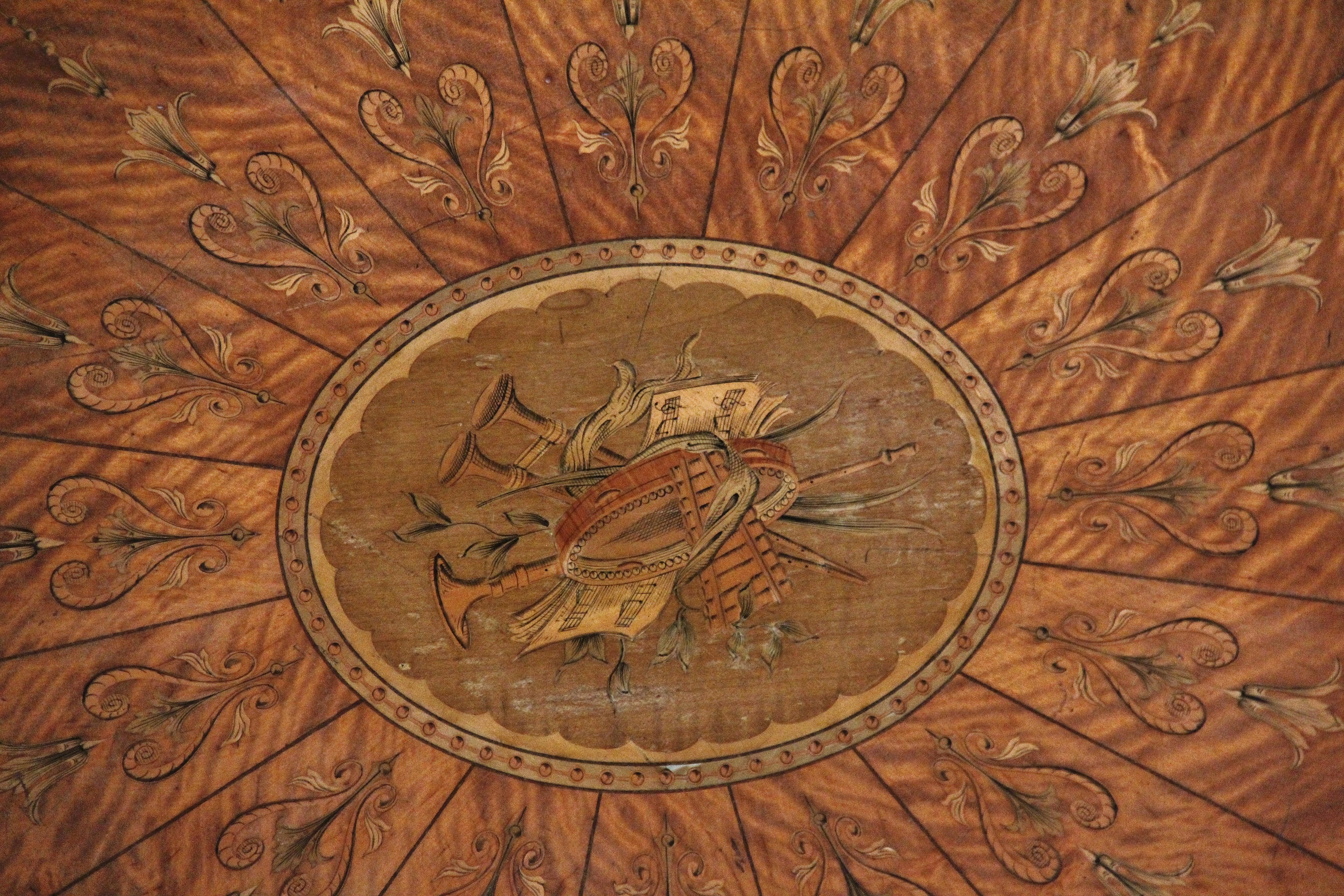 Sheraton 19th Century Inlaid Satinwood Table For Sale