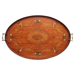 Vassoio in legno satinato intarsiato del XIX secolo