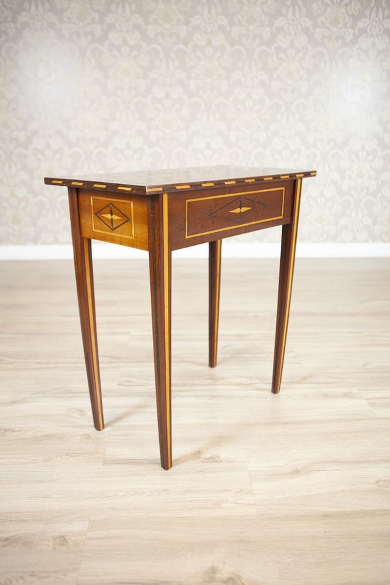 Inlaid Walnut Side Table, Late 19th Century In Good Condition For Sale In Opole, PL