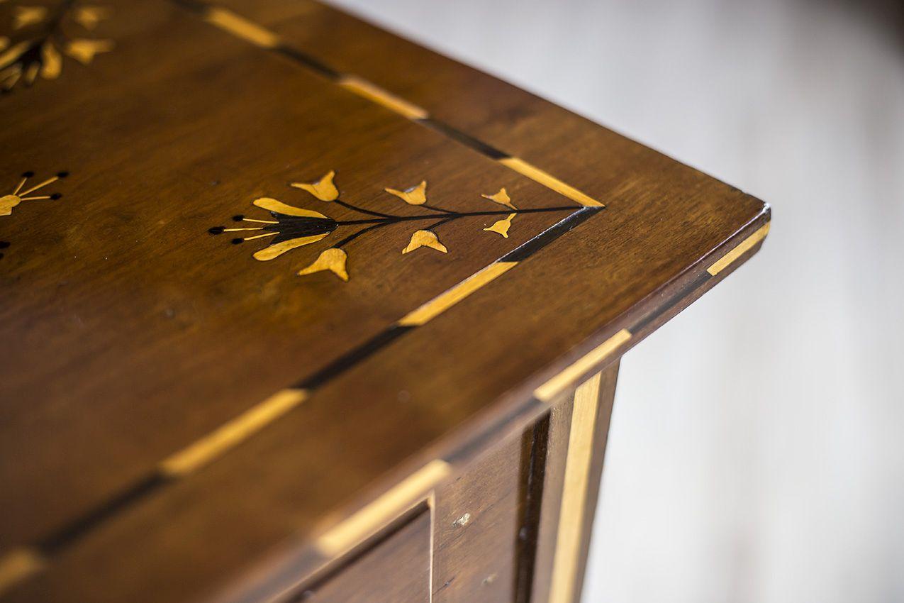 19th Century Inlaid Side Table For Sale 3