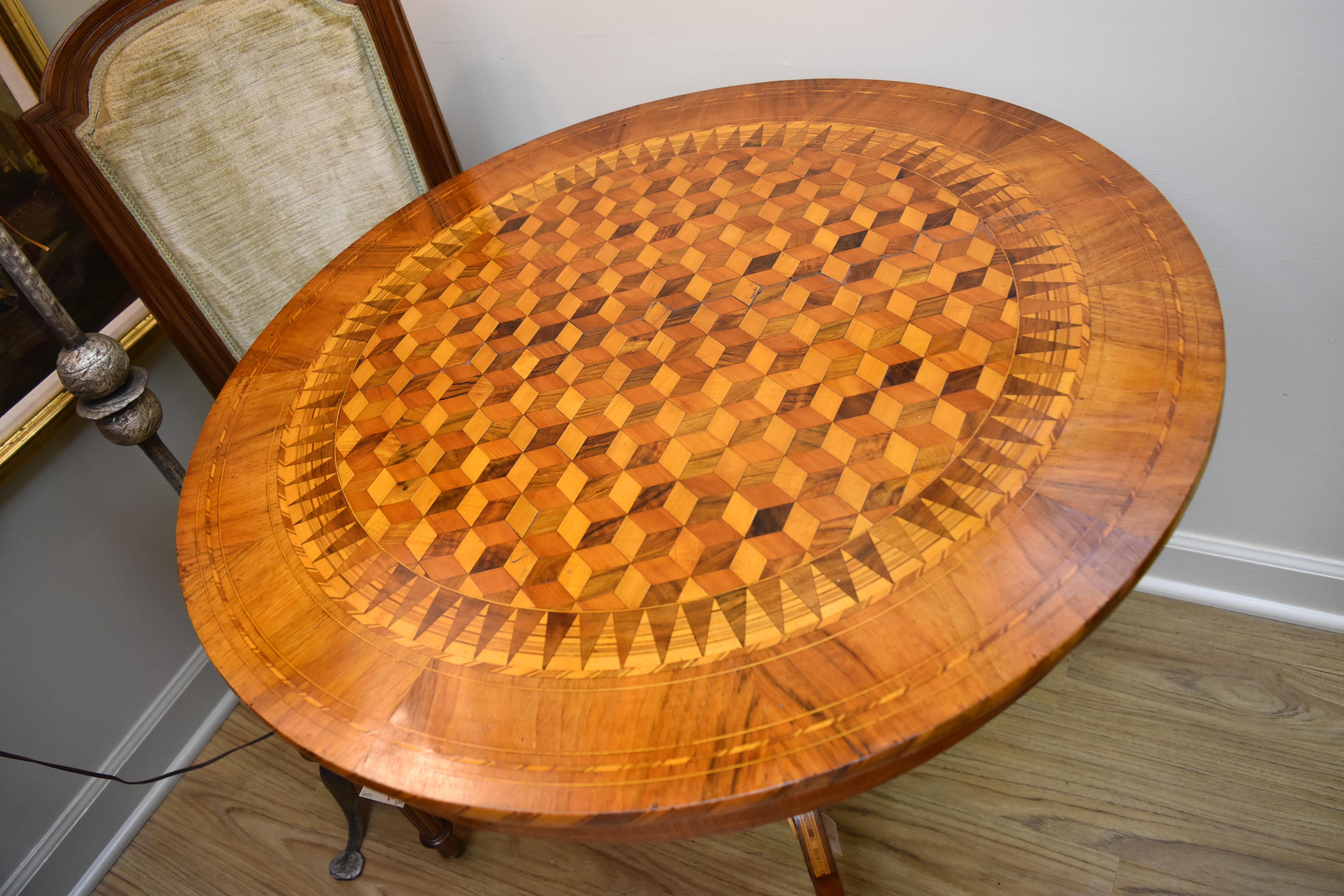 19th Century Inlaid Walnut Sorrento Table For Sale 2
