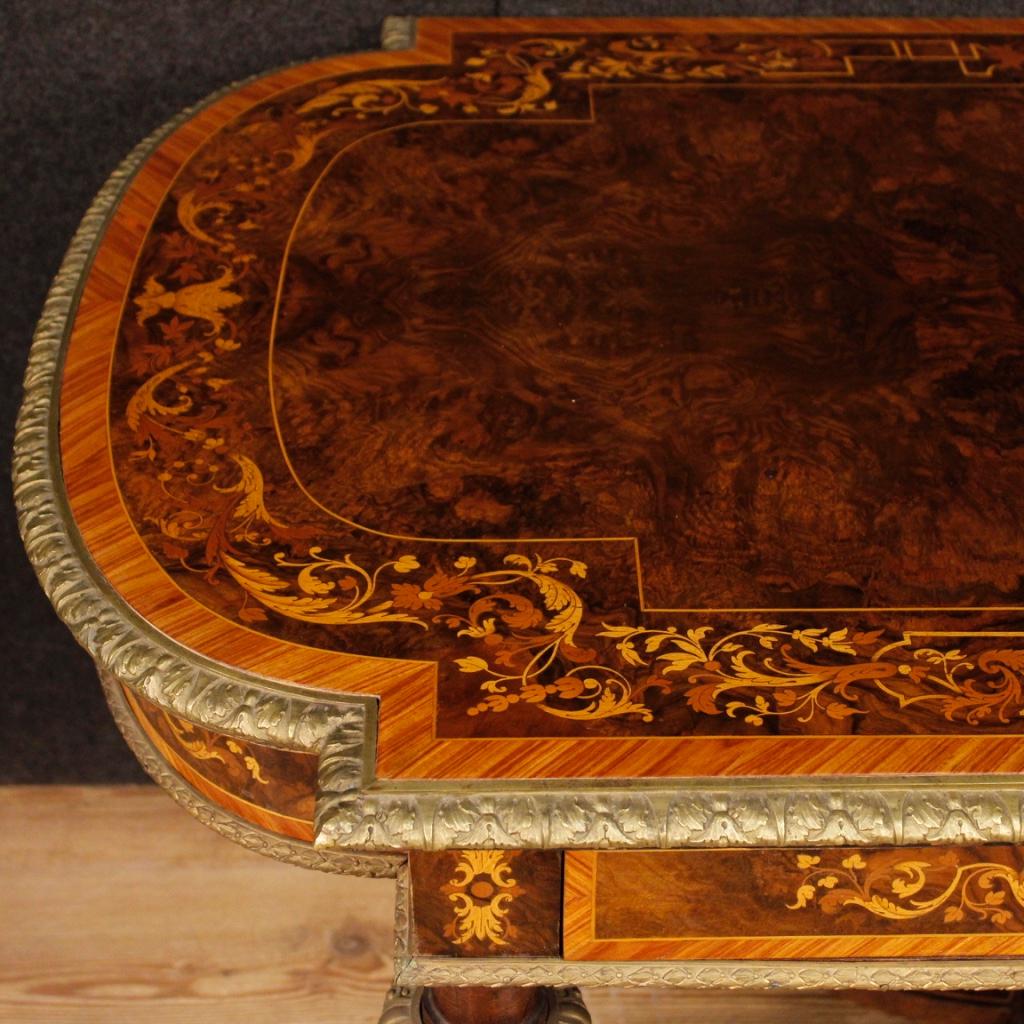 19th Century Inlaid Wood and Gilt Bronze French Writing Table, 1880 In Good Condition In Vicoforte, Piedmont