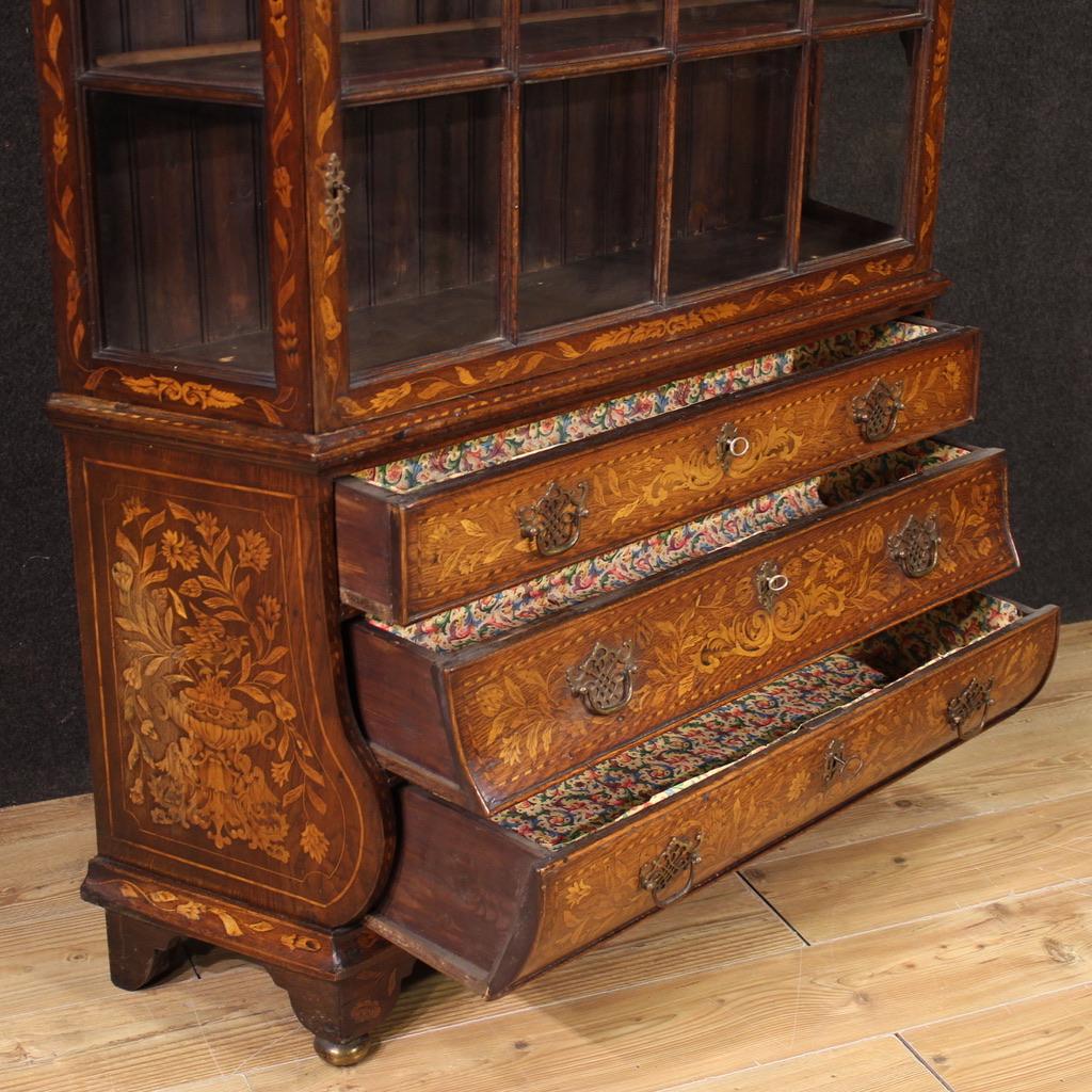 Néerlandais Vitrine ancienne hollandaise en bois marqueté du 19e siècle, 1880 en vente