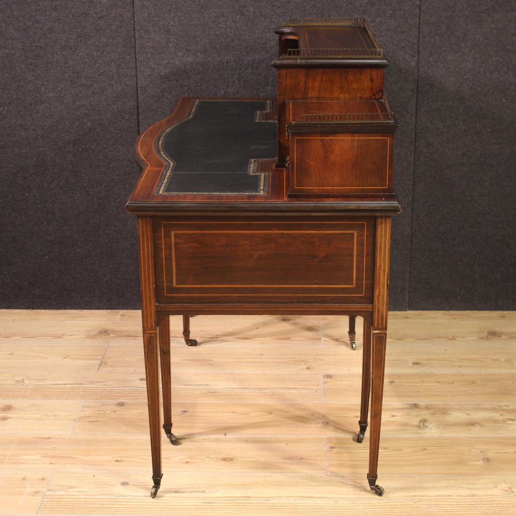 englischer Schreibtisch mit Intarsien aus Holz, 19. Jahrhundert, 1880 (British) im Angebot