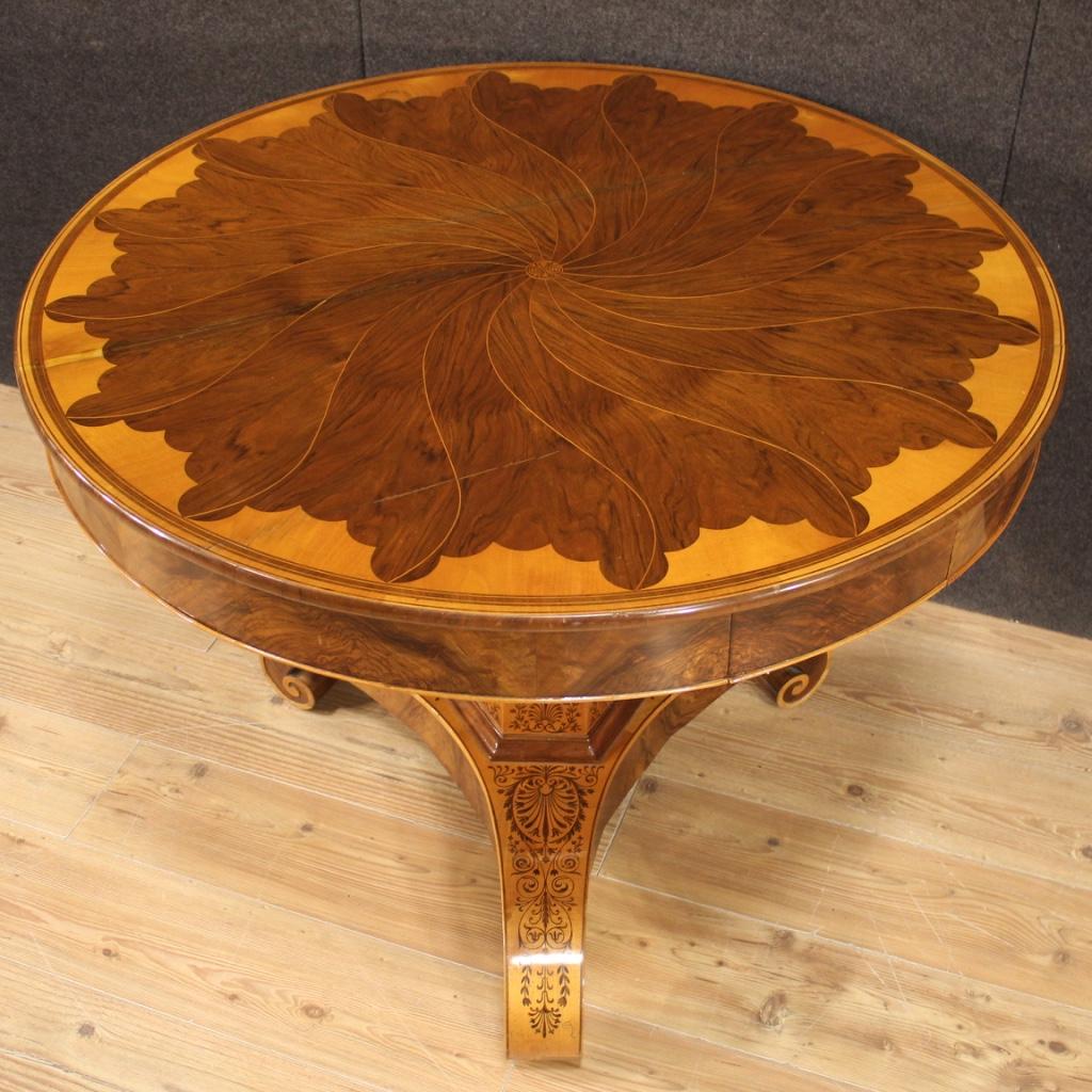 19th Century Inlaid Wood Italian Charles X Living Room Table, 1830 In Good Condition In Vicoforte, Piedmont