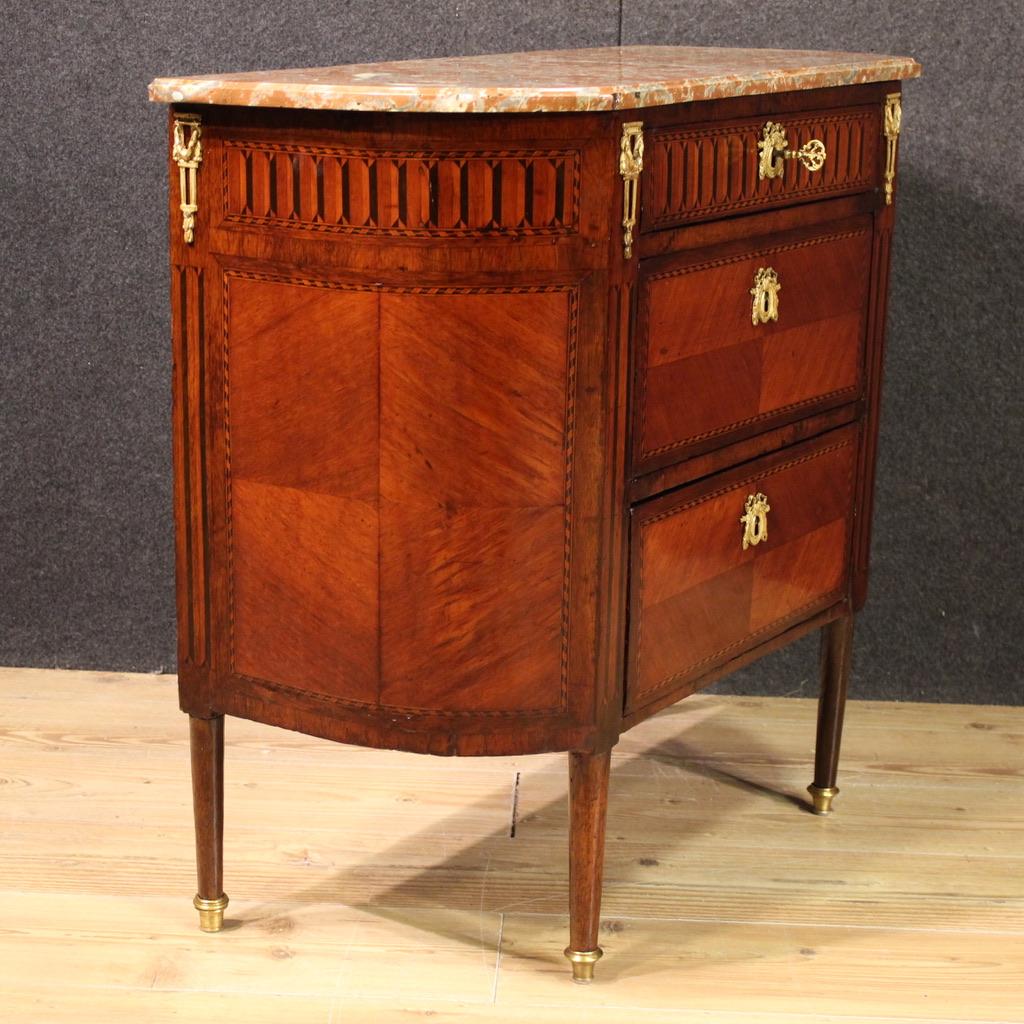 Marmo Commodo francese Napoleone III con piano in marmo e legno intarsiato del XIX secolo, 1880 in vendita