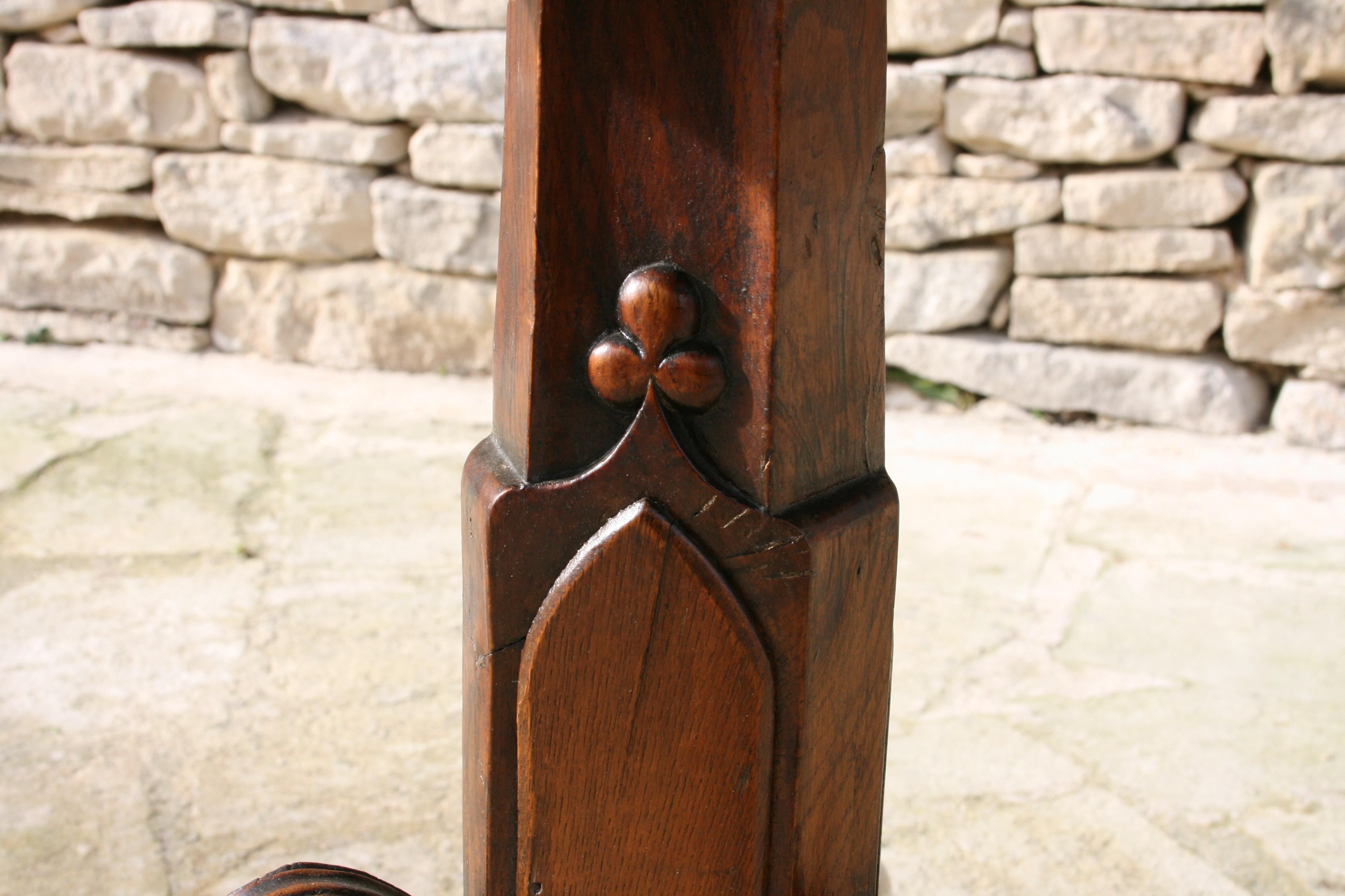 19th Century Inlay Italian Pedestal Table For Sale 3