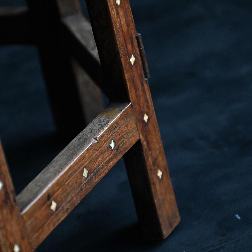 Hand-Carved 19th century inlayed Hoshiarpur occasional folding side table