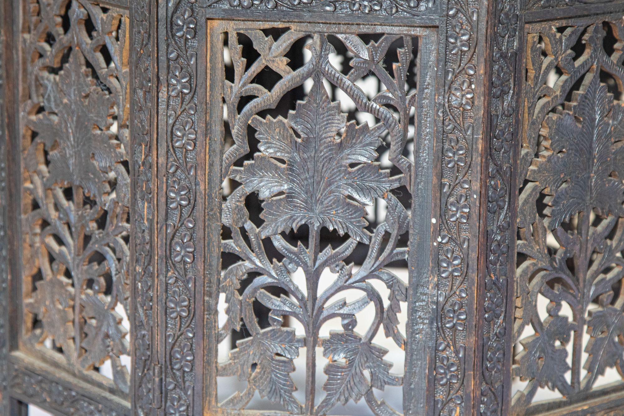 19th Century Intricately Carved Anglo-Indian Side Table 6