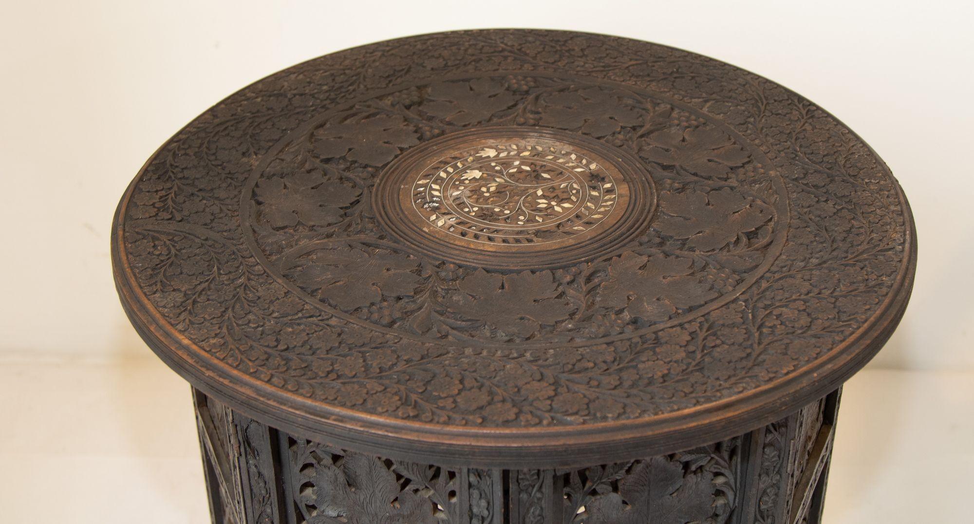 19th Century Intricately Carved Anglo-Indian Side Table For Sale 8
