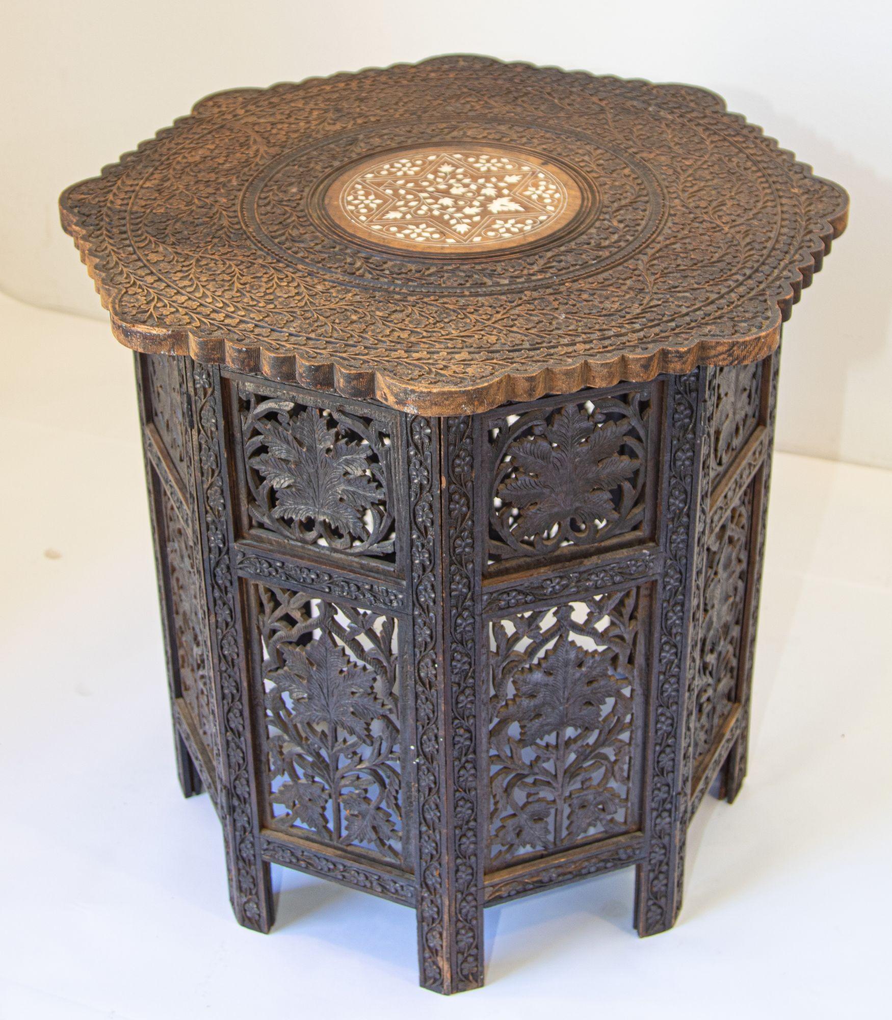 19th Century Intricately Carved Anglo-Indian Side Table In Good Condition In North Hollywood, CA