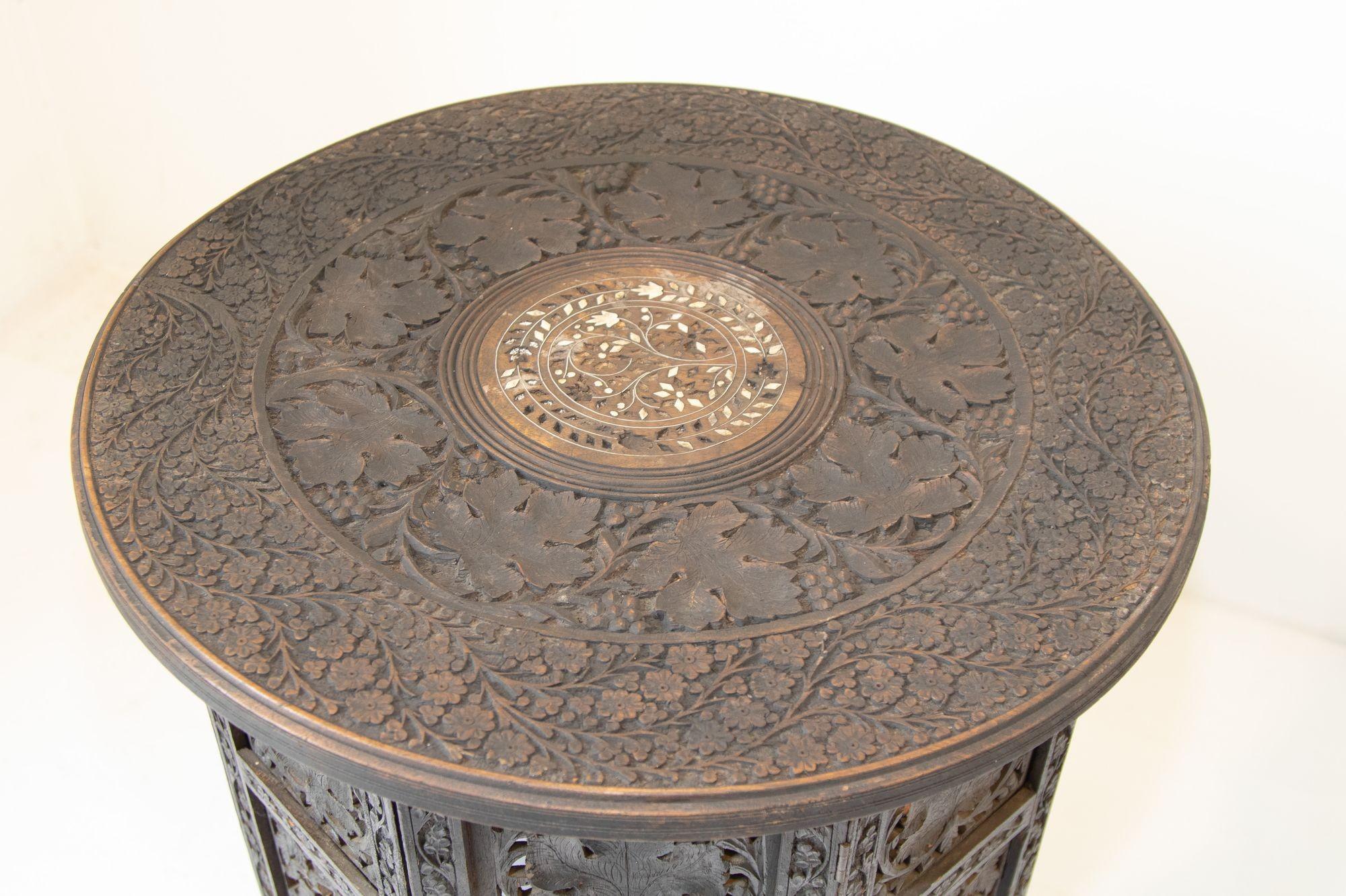 19th Century Intricately Carved Anglo-Indian Side Table For Sale 2