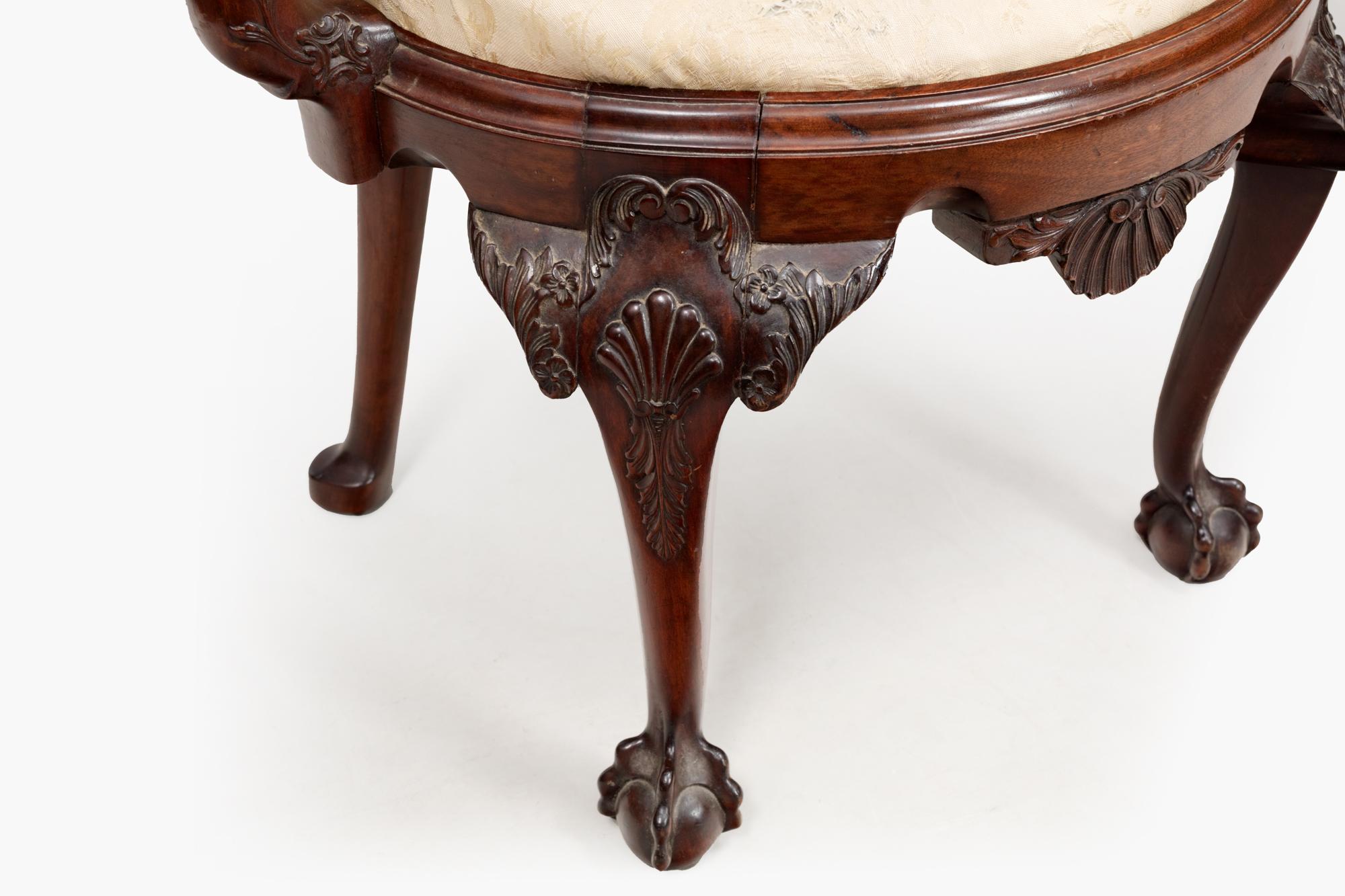 Georgian 19th Century Irish Mahogany Open Armchair For Sale