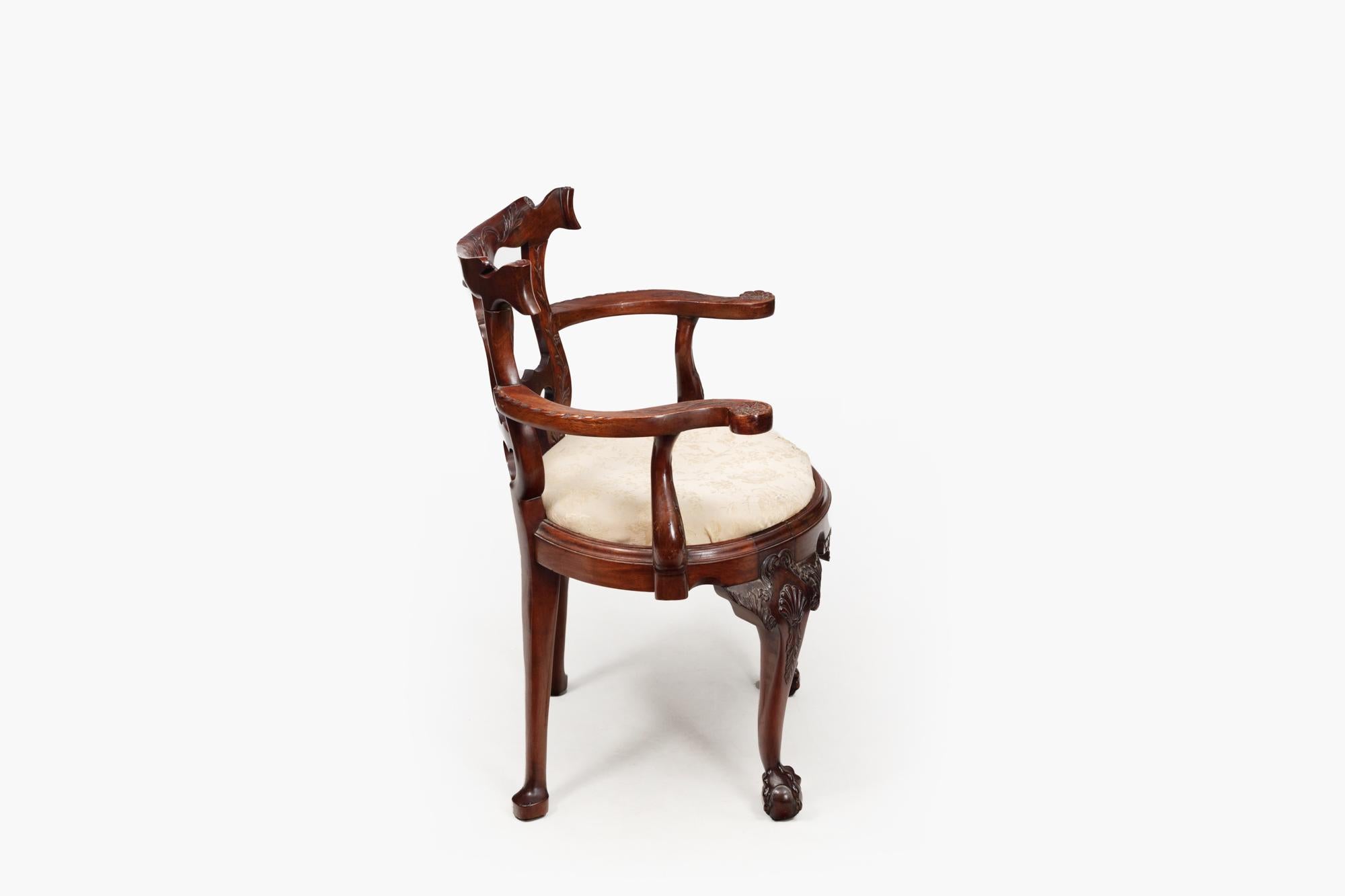 Offener irischer Mahagoni-Sessel aus dem 19. Jahrhundert (Polster) im Angebot