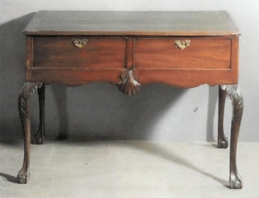 19th Century Irish Mahogany Writing Table For Sale 1