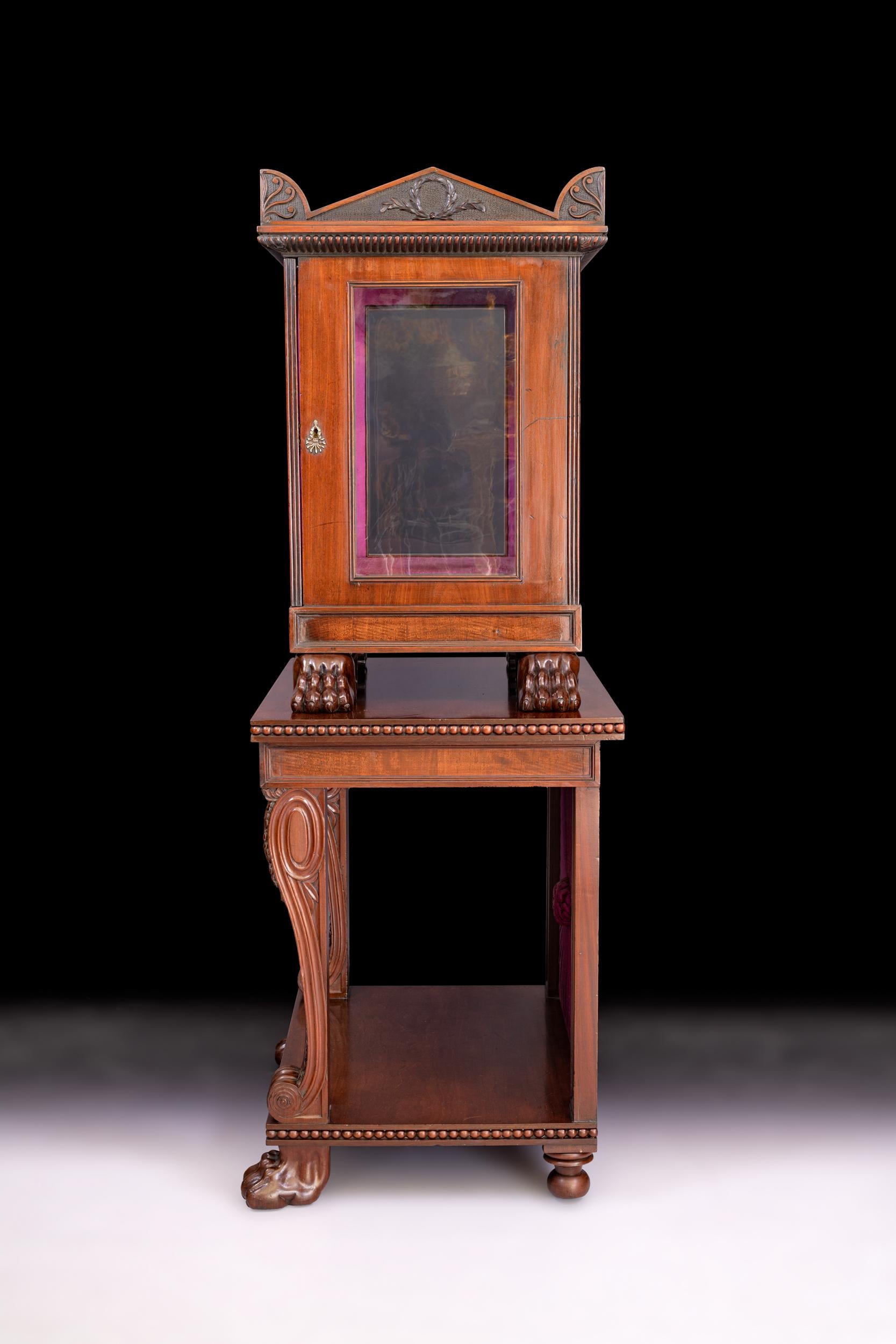 19th Century Irish Regency Trophy/Display Cabinet Stamped Gillington`s Dublin For Sale 1