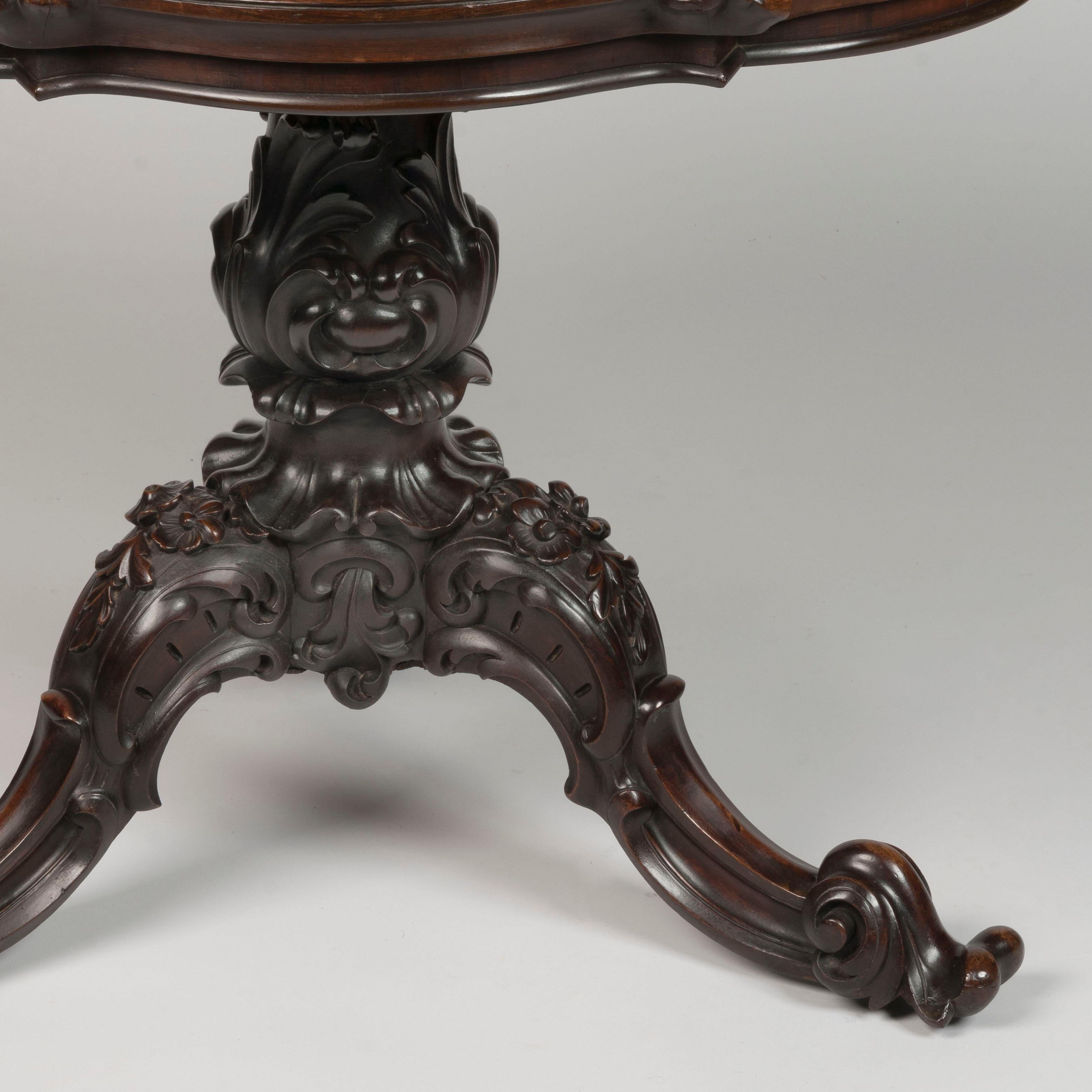 19th Century Irish Table with Marble-Inlaid Top having Aristocratic Coat of Arms For Sale 1