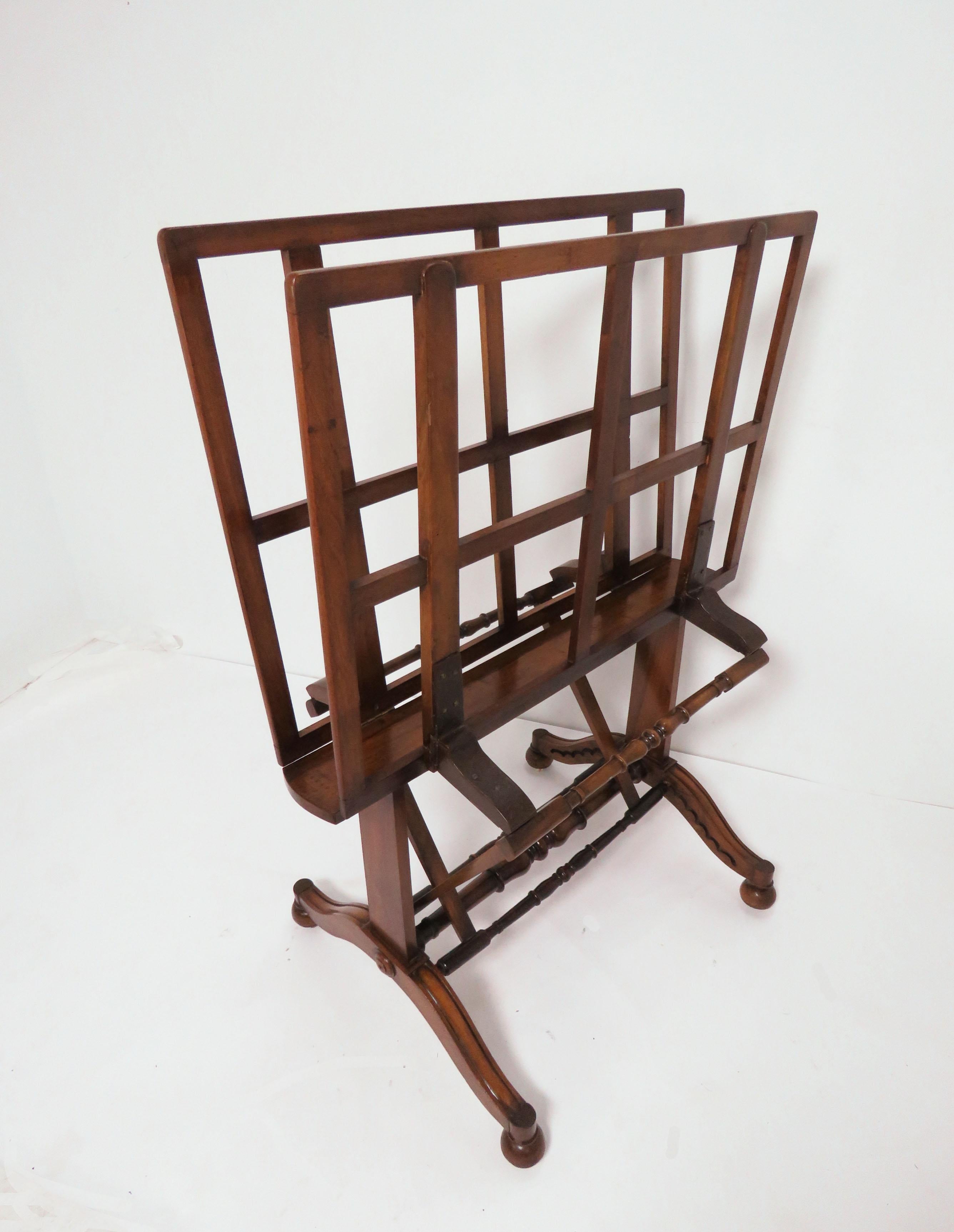 Adjustable folio stand in walnut by Robert Strahan & Co. Furniture, Dublin, Ireland, circa 1830s. Quite useful for prints or photograph display. At most upright position, measures 50.5